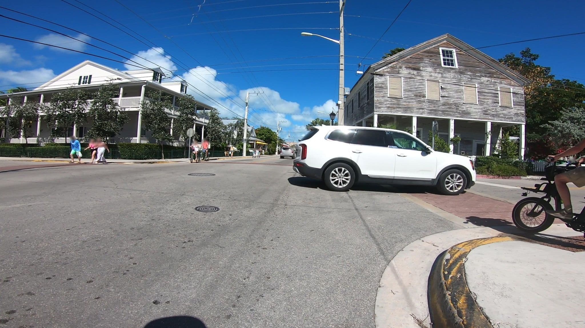 Street view near Palm Court, Key West — © networklanman (CC BY-SA · Mapillary)