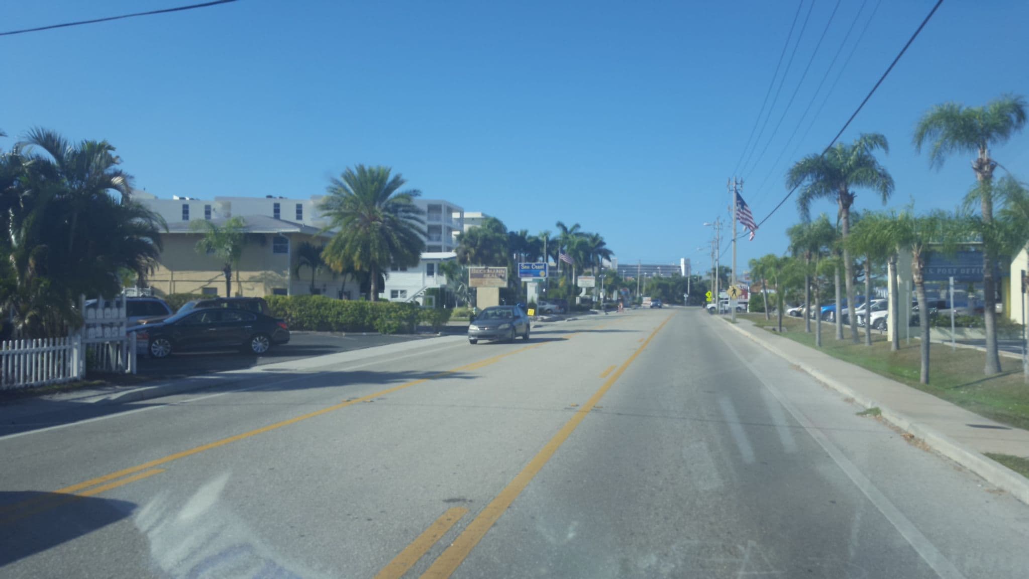 Street view near The Ebb Tide Villas, Gulf Gate Estates — © jbthemilker (CC BY-SA · Mapillary)