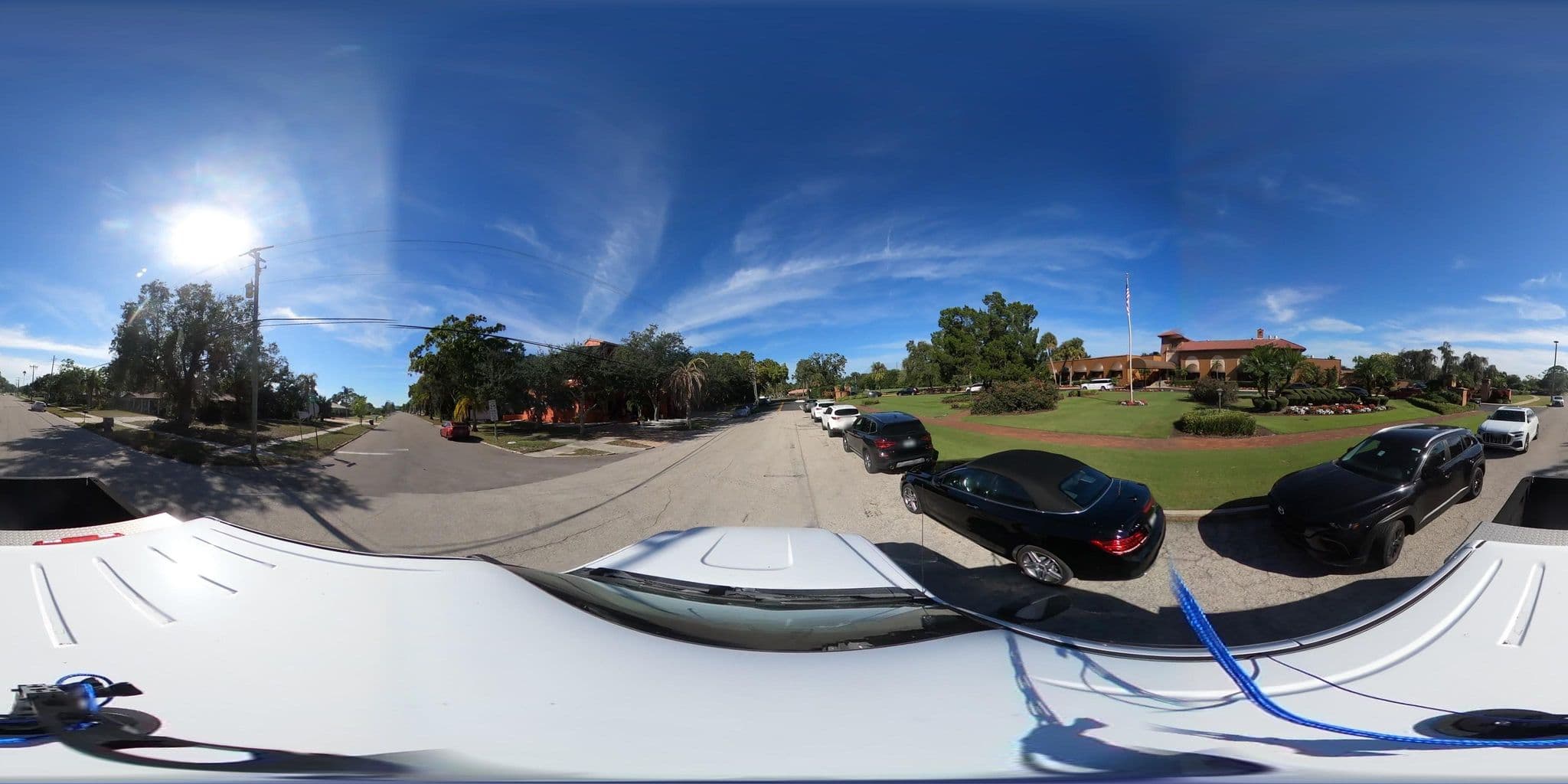 Street view near Villa Serena Inn, Bayshore Gardens — © jcox (CC BY-SA · Mapillary)