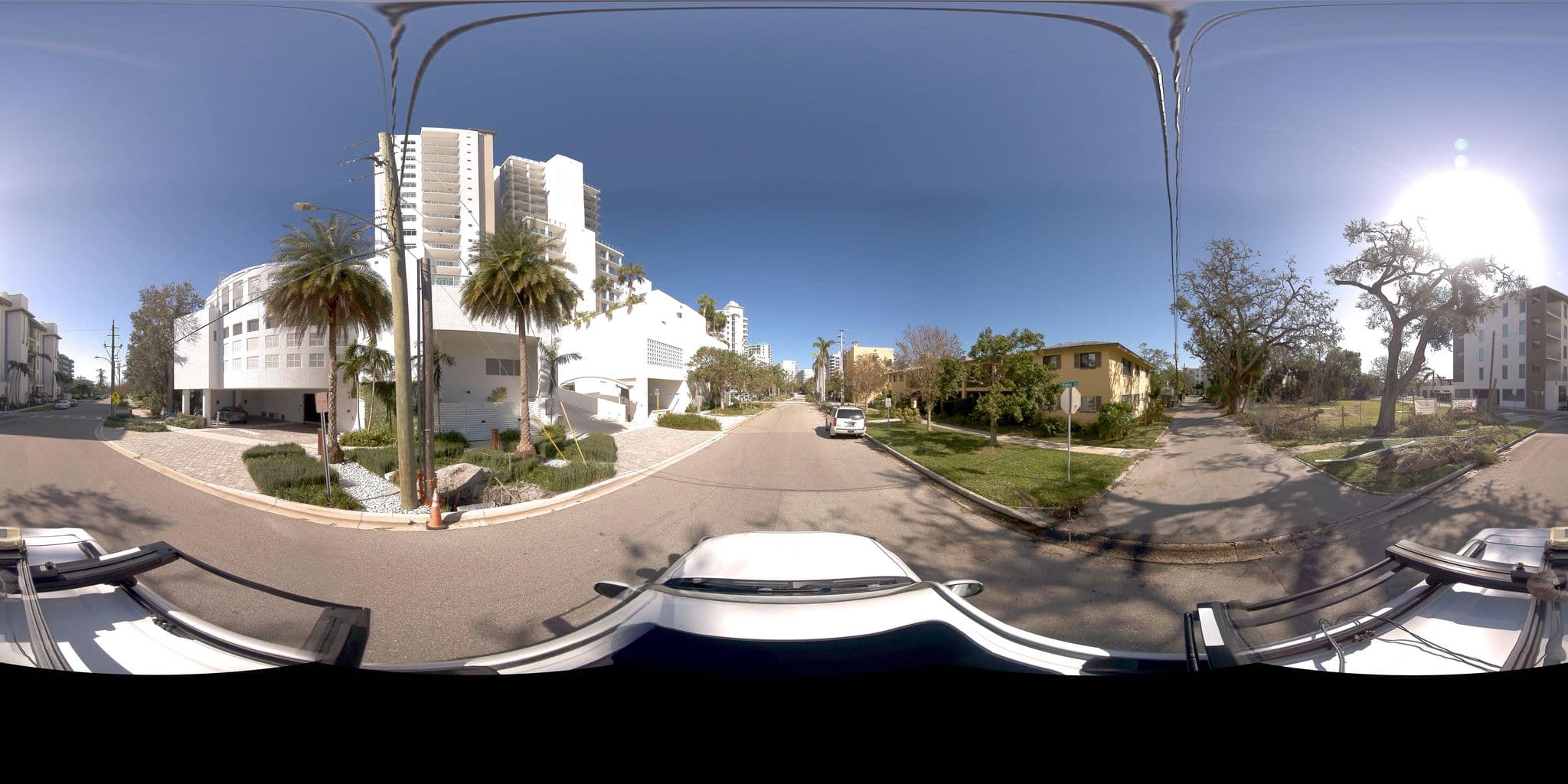 Street view near La Palme Royale Bed and Breakfast, Sarasota — © Sitetour (CC BY-SA · Mapillary)