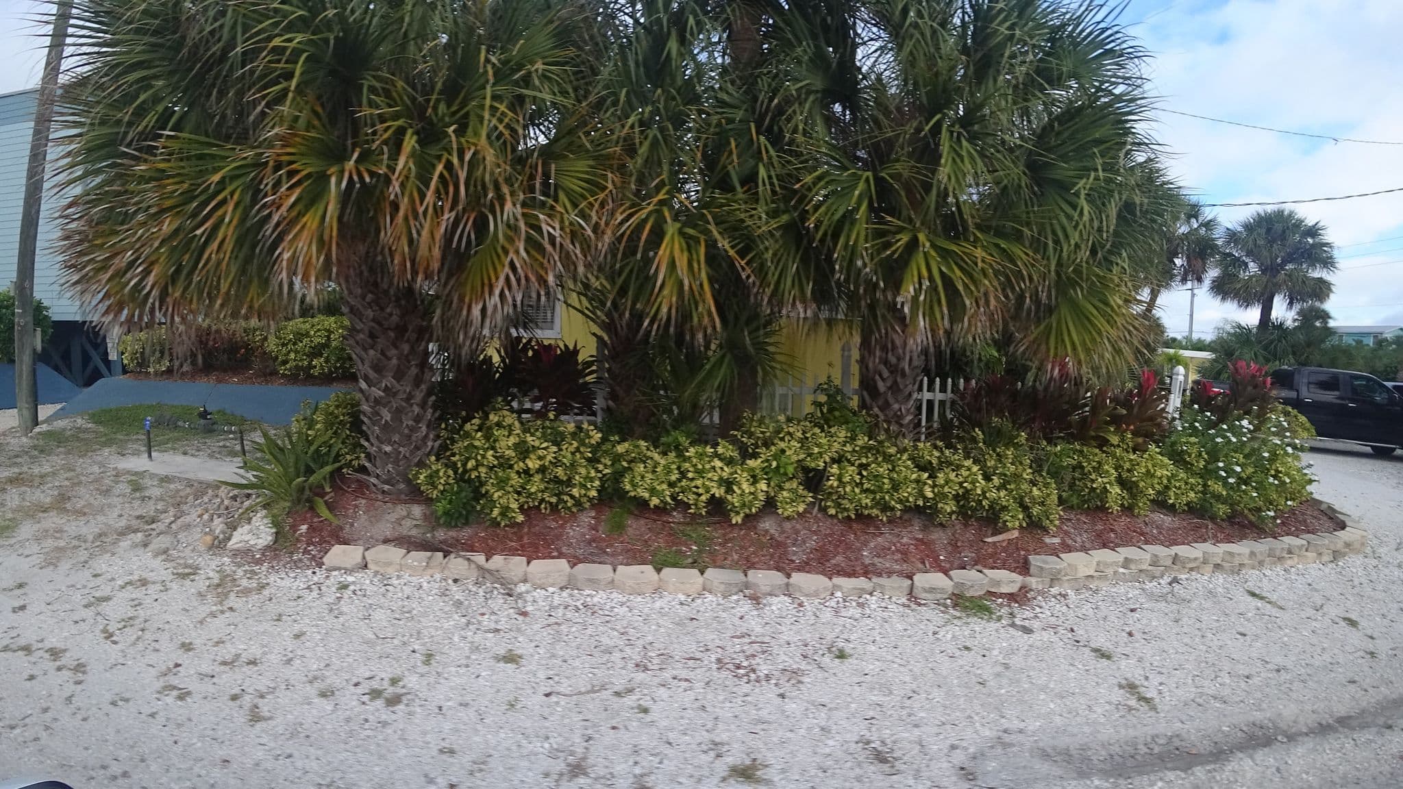 Street view near Tropical Breeze Beach Club, Anna Maria — © jpace (CC BY-SA · Mapillary)