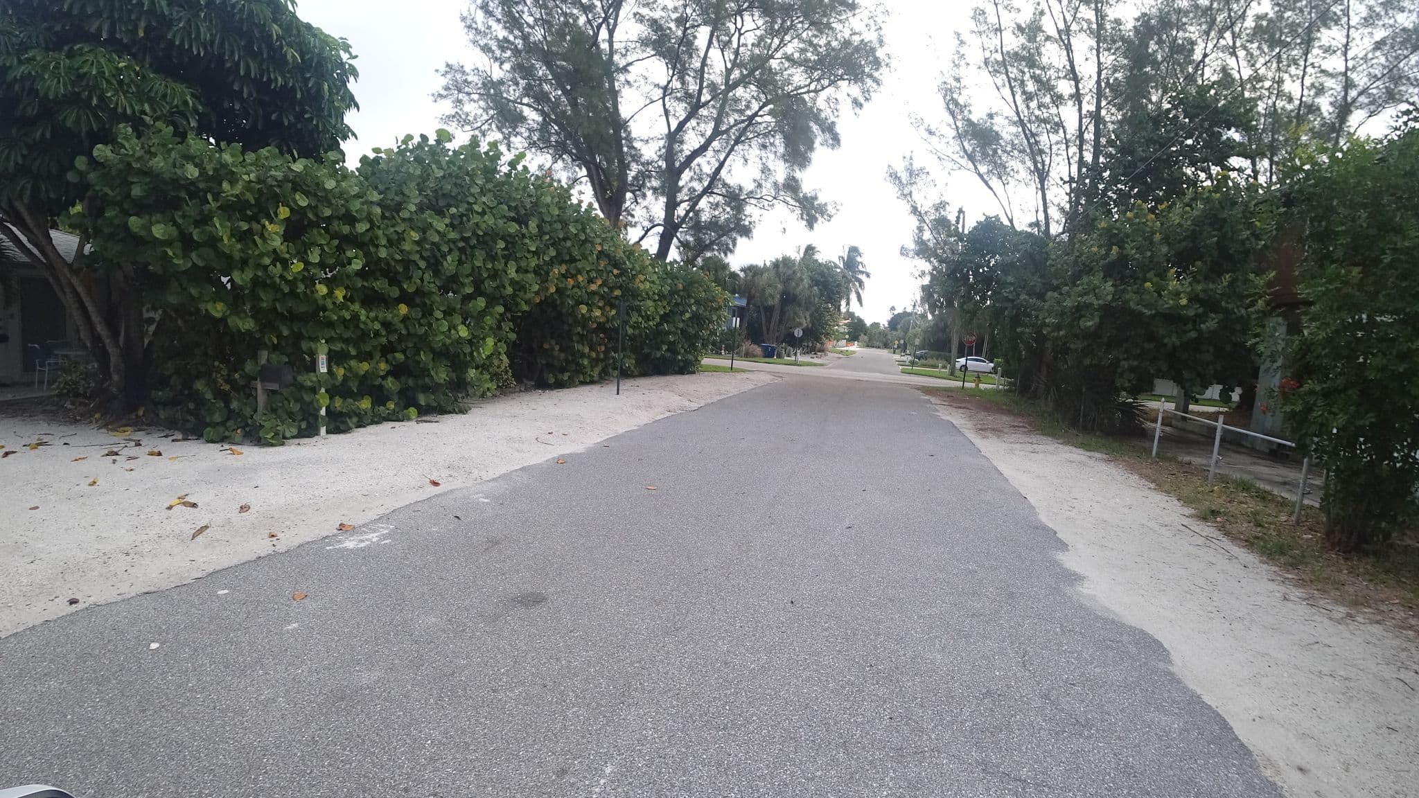 Street view near Sailfish Gulf Suites, Holmes Beach — © jpace (CC BY-SA · Mapillary)