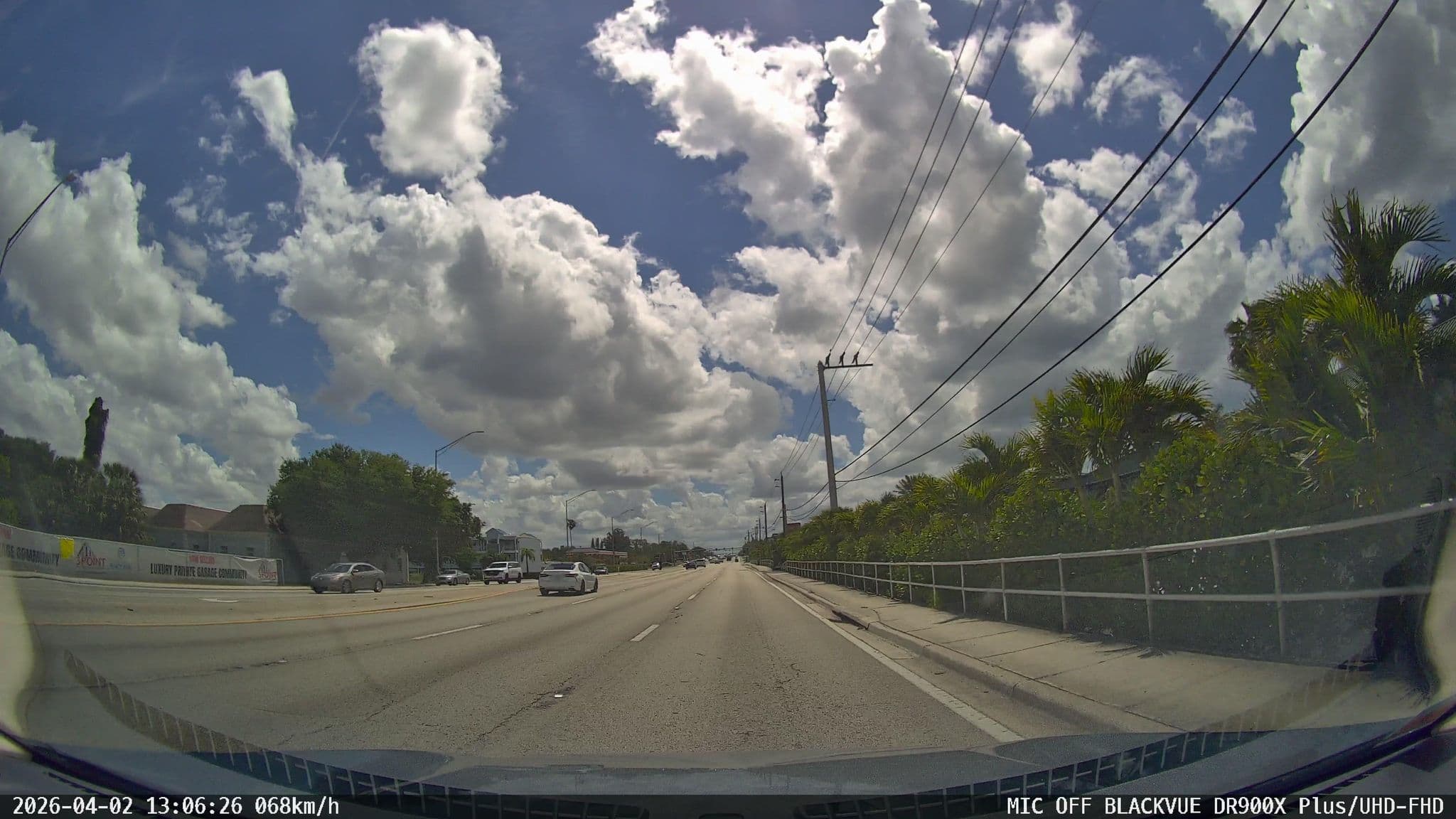 Street view near Sarasota Hotel & Marina, Bayshore Gardens — © allen (CC BY-SA · Mapillary)