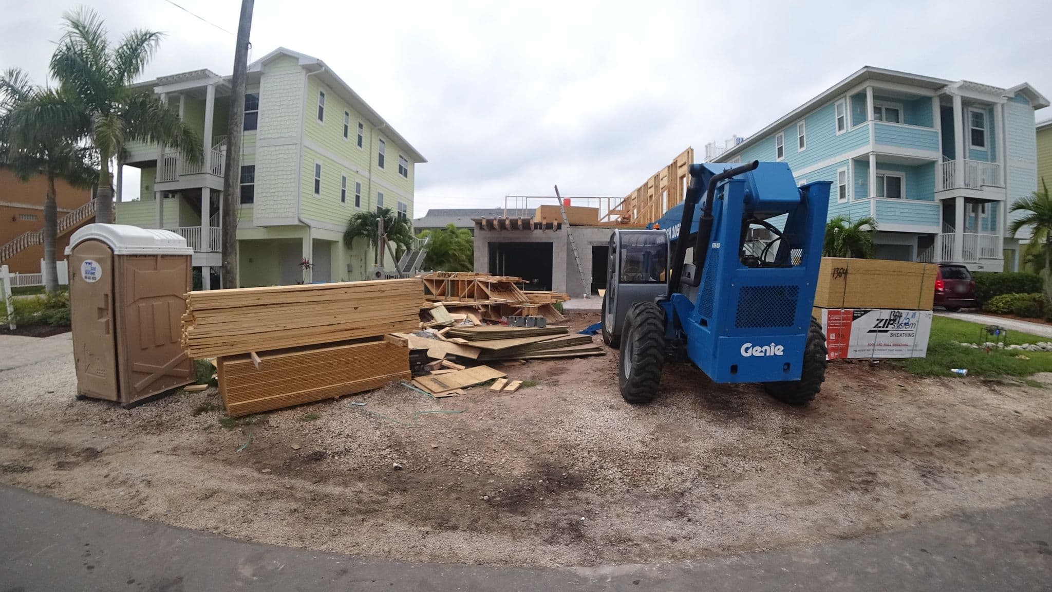 Street view near Slachciaks Bradenton Beach Rental, Holmes Beach — © jpace (CC BY-SA · Mapillary)