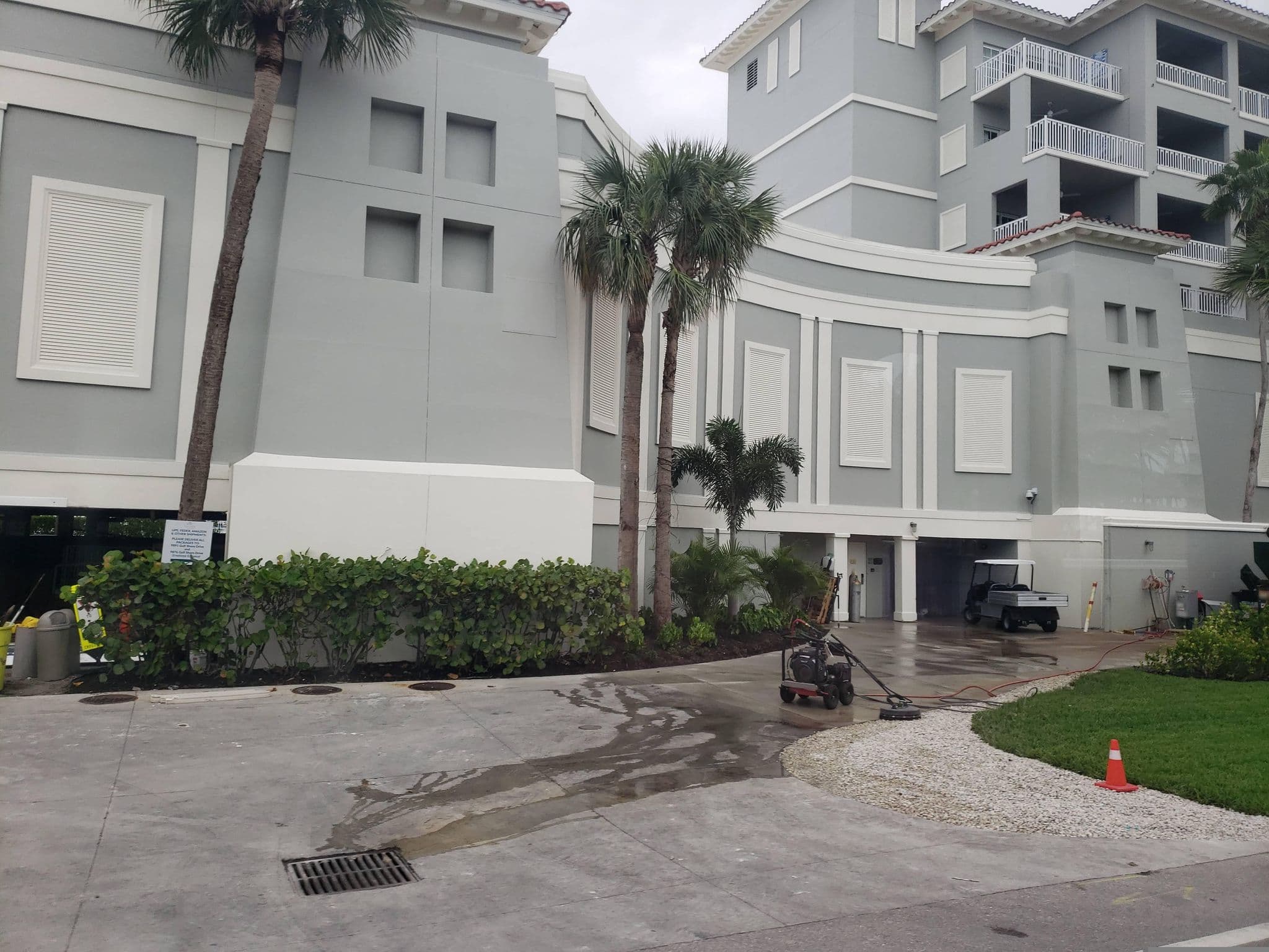 Street view near La Playa Poolside, Naples Park — © mapfool (CC BY-SA · Mapillary)
