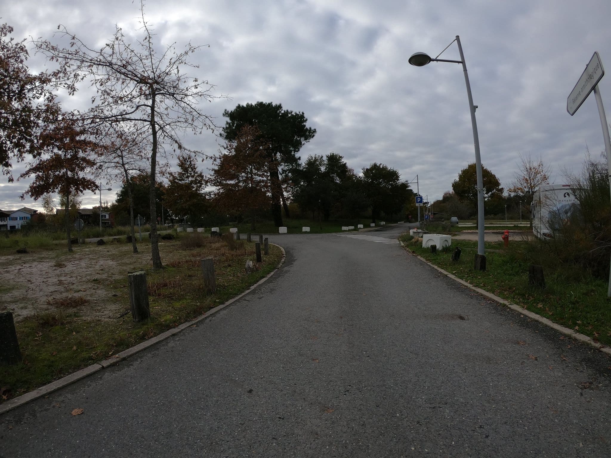 Street view near Parking Réserve ornithologique du Teich, Le Teich — © gitouche (CC BY-SA · Mapillary)