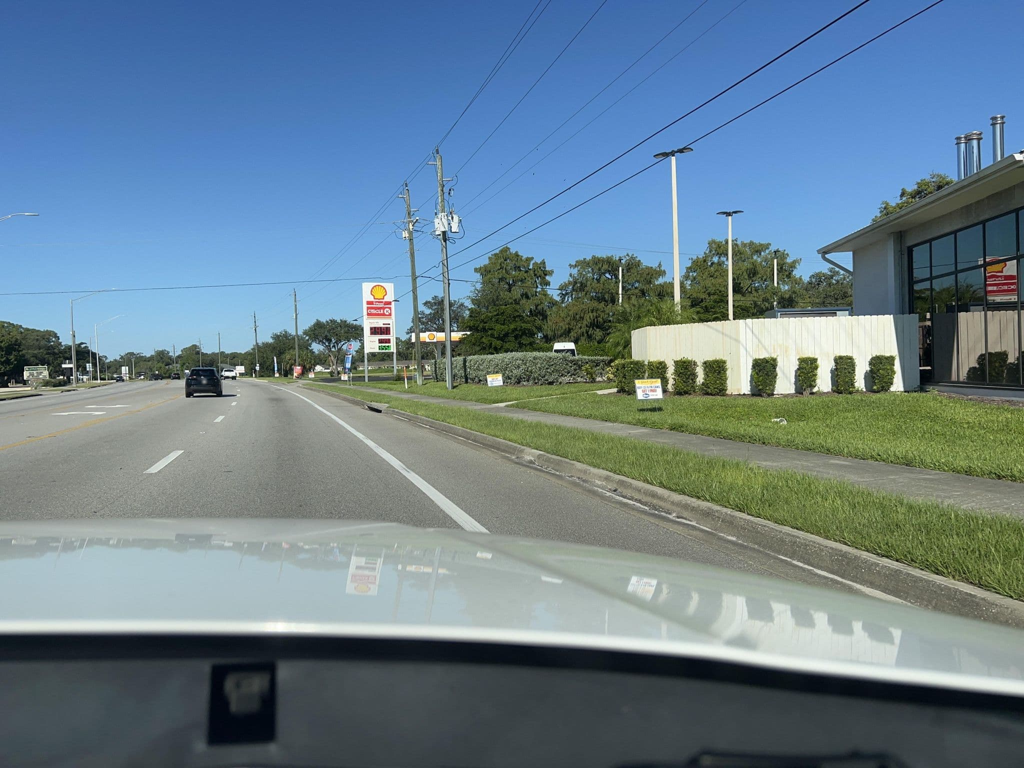 Street view near La Belle Woods Resort, LaBelle — © cubanoboi (CC BY-SA · Mapillary)