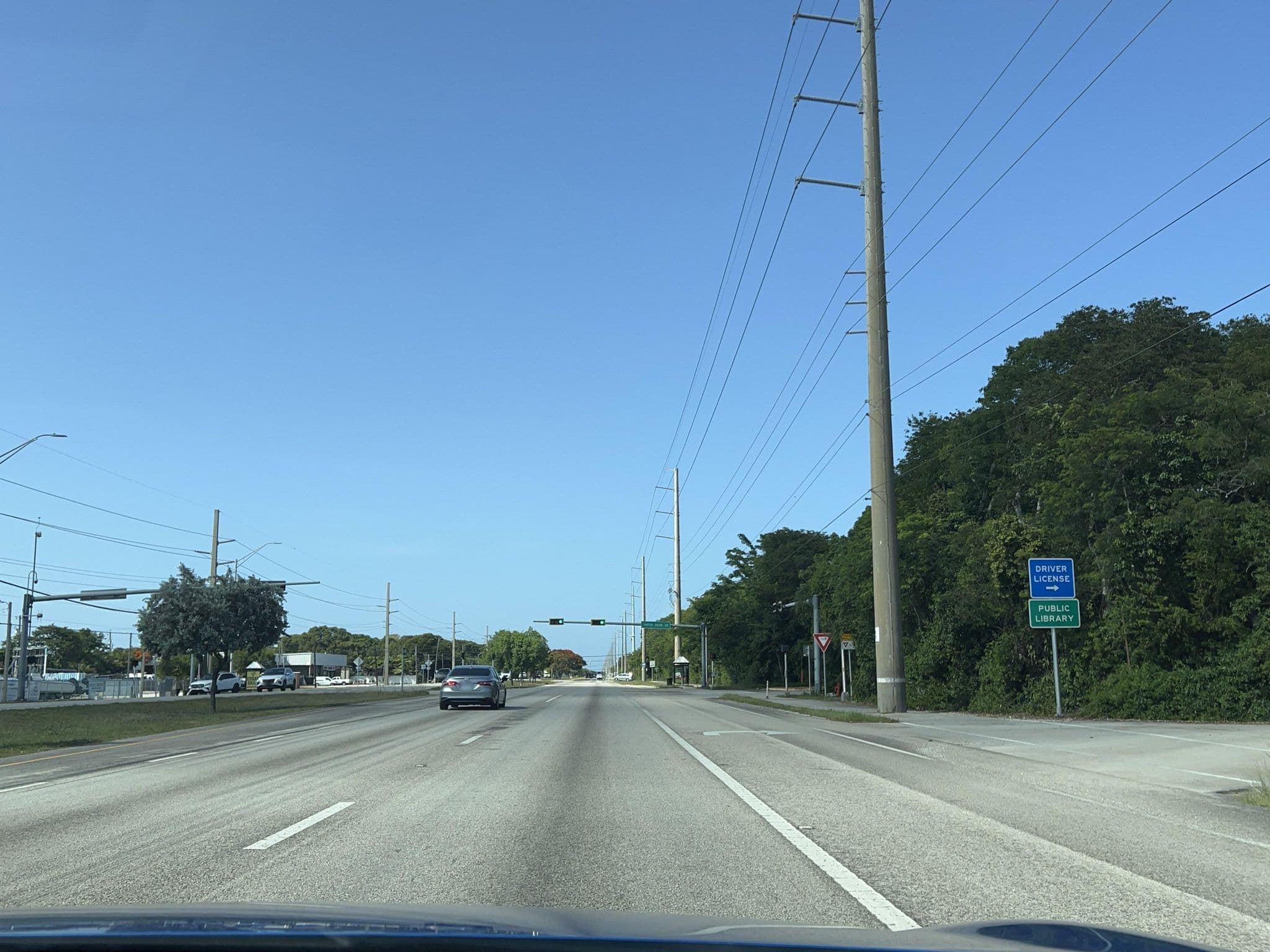 Street view near Room 207, Key Largo — © Satsuka_Osaka (CC BY-SA · Mapillary)