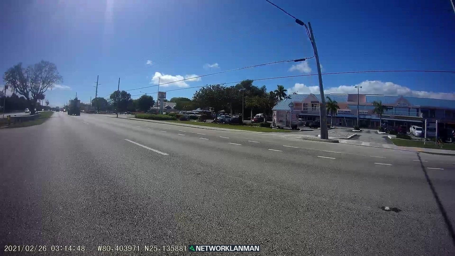Street view near Ed & ellens, Key Largo — © networklanman (CC BY-SA · Mapillary)