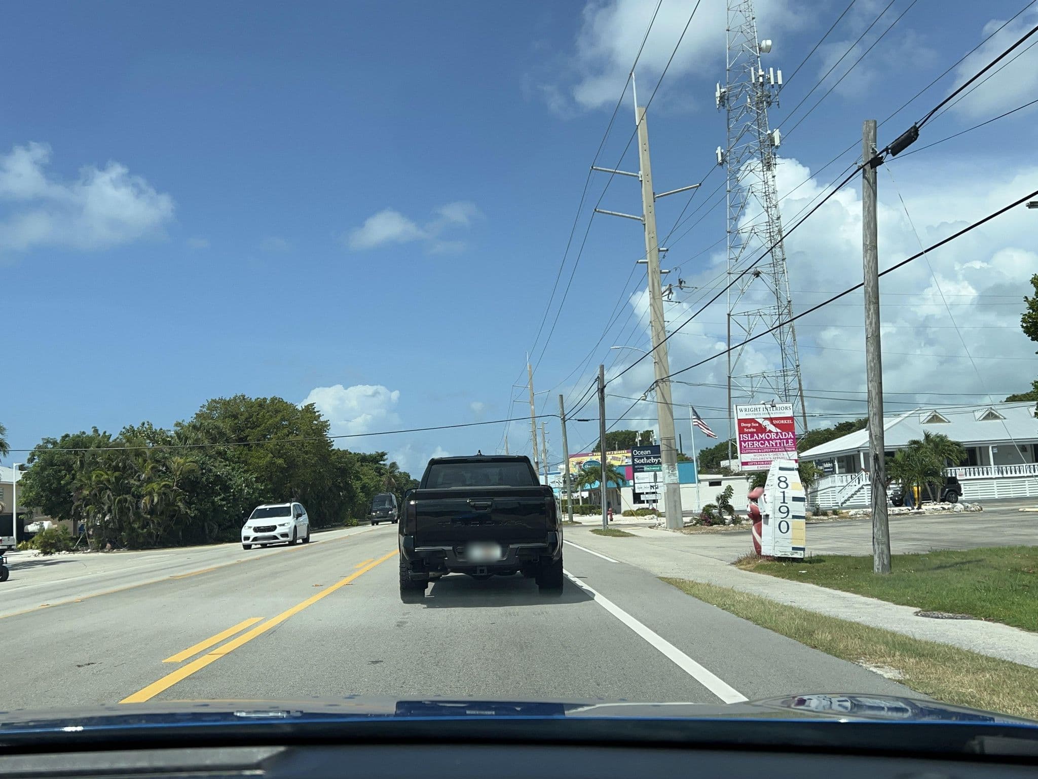 Street view near Coral Cove, Islamorada — © Satsuka_Osaka (CC BY-SA · Mapillary)