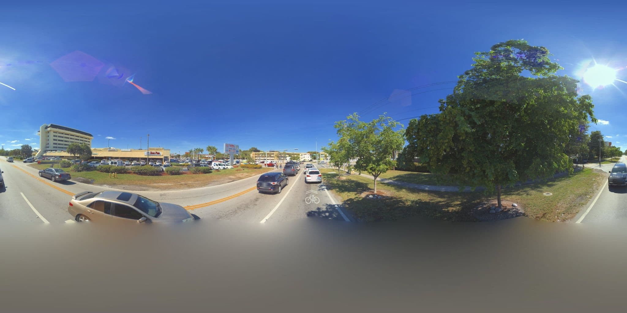 Street view near Aloft Pool, Kendall — © microsoft (CC BY-SA · Mapillary)