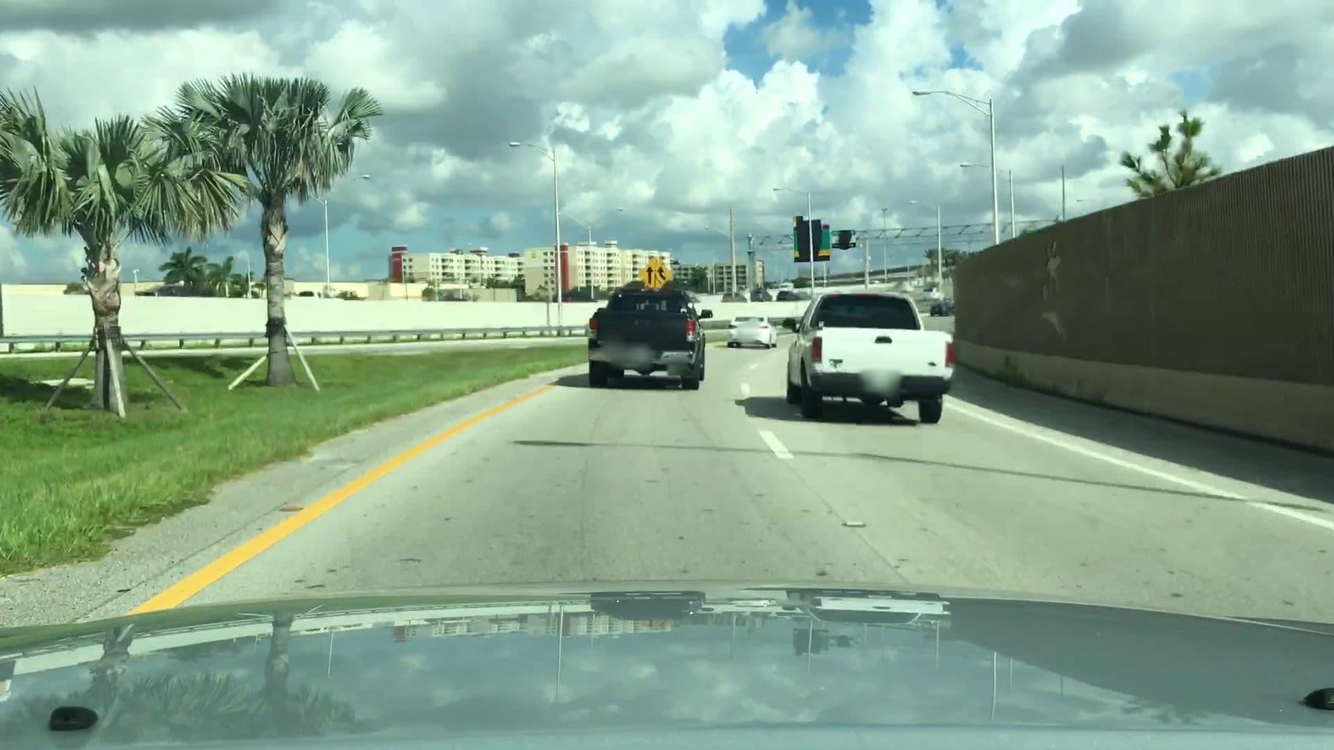 Street view near DoubleTree by Hilton Hotel Miami Airpor & Convention Center Hilton Honors Executive Lounge, Flagami — © lvl5 (CC BY-SA · Mapillary)
