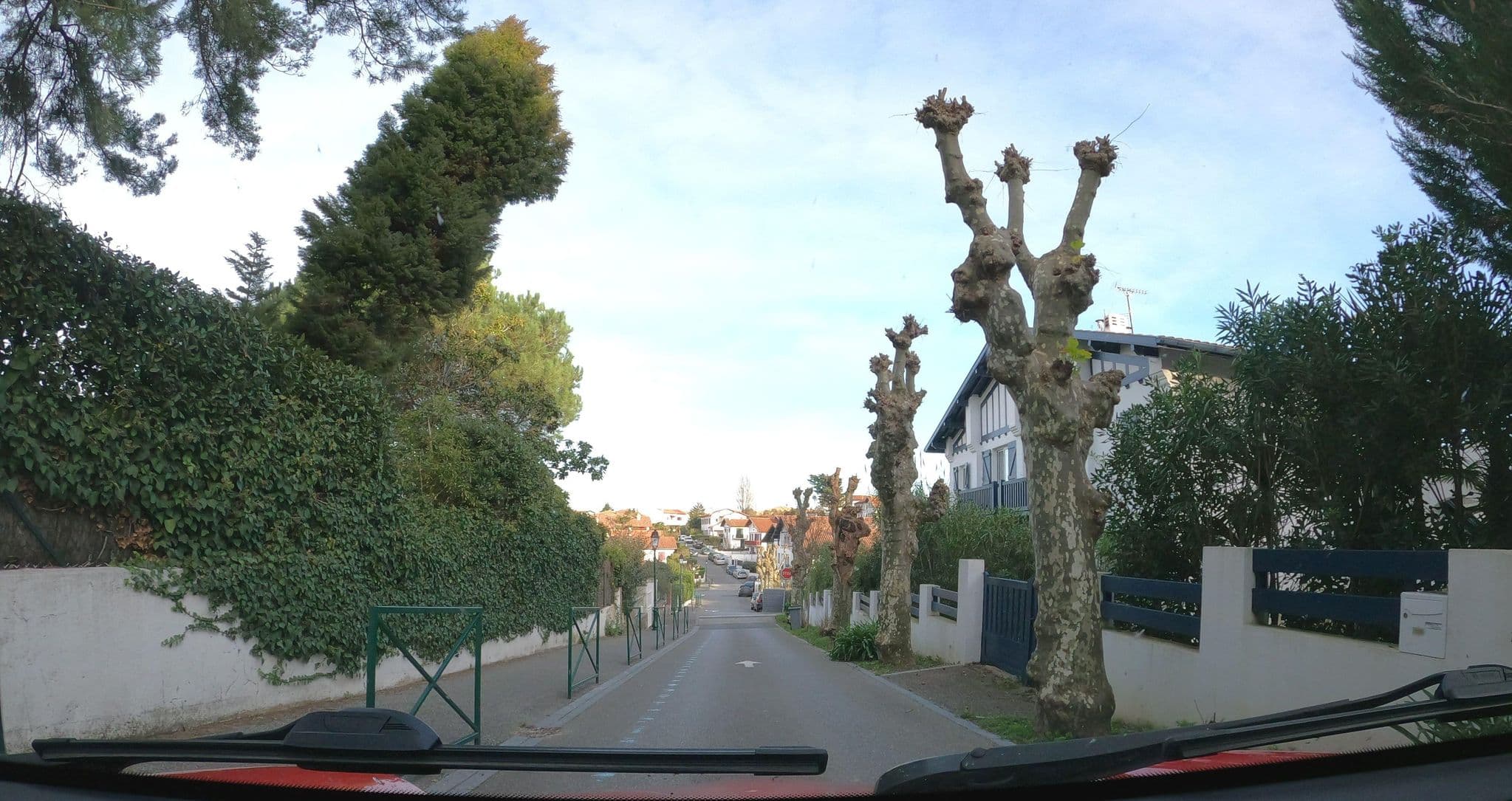 Street view near Deskantsuan, Guéthary — © patchanka (CC BY-SA · Mapillary)