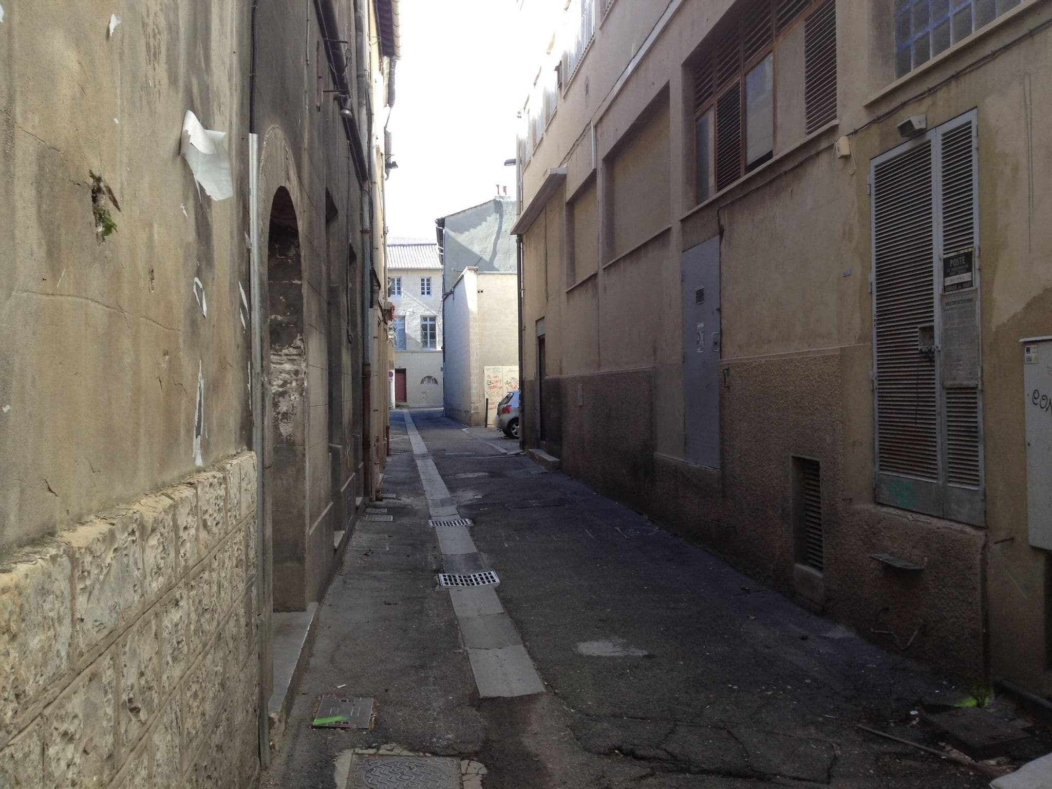 Street view near Au coeur d’Avignon, Avignon — © zimmy (CC BY-SA · Mapillary)