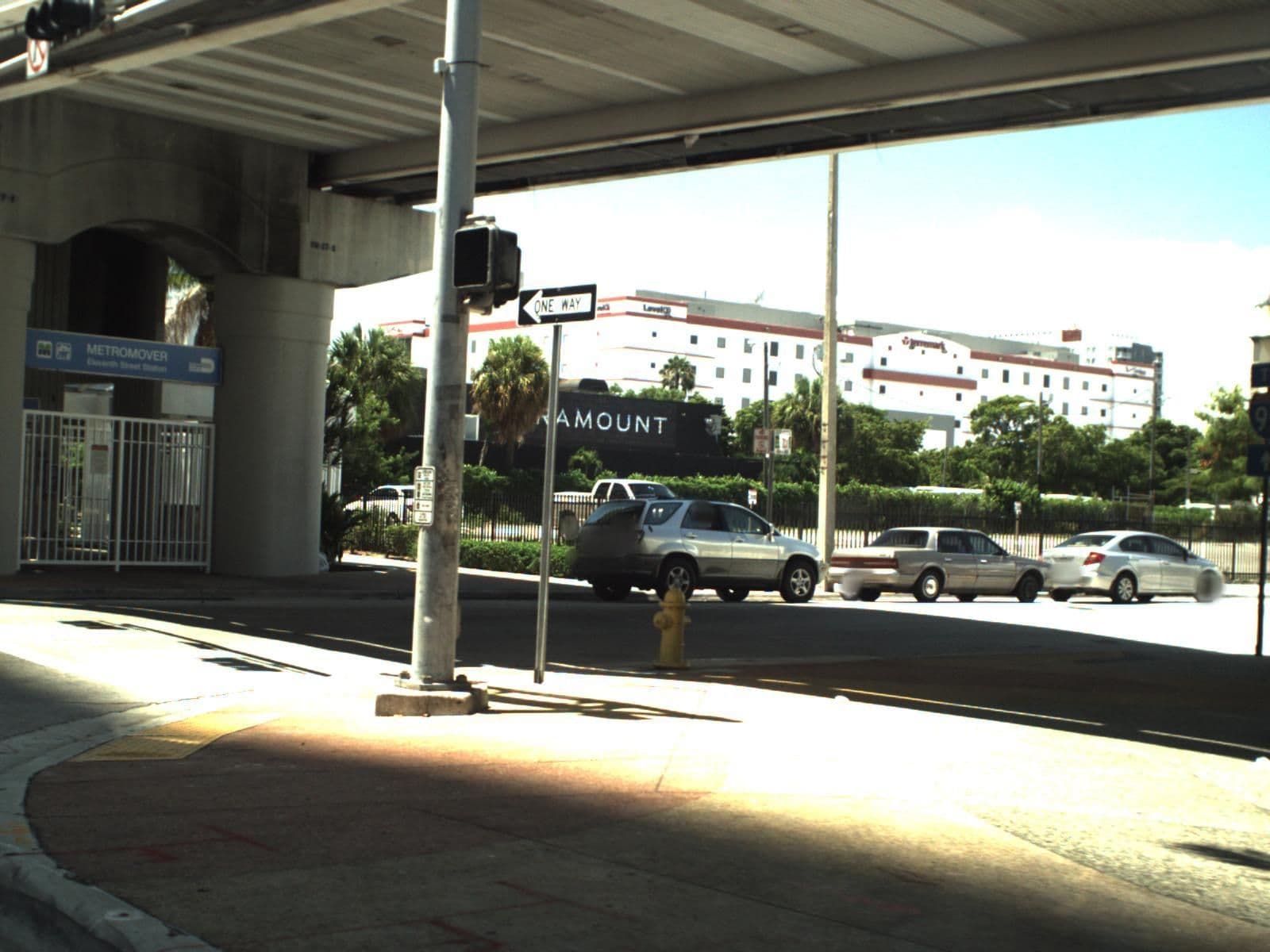 Street view near Tempo Miami - Poolside 14th Floor, Miami — © fdot_vl (CC BY-SA · Mapillary)