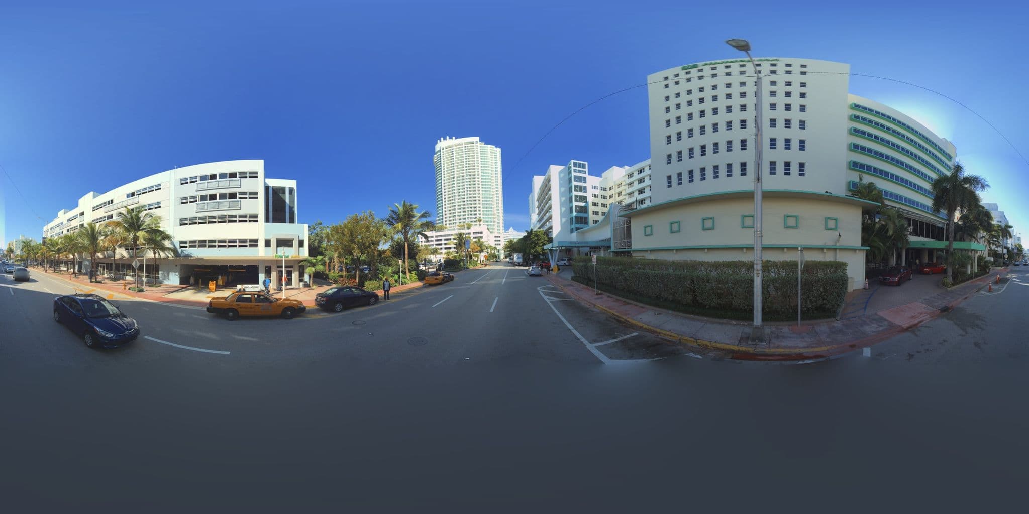 Street view near Jacuzzi Of  Holiday Inn, Miami Beach — © microsoft (CC BY-SA · Mapillary)