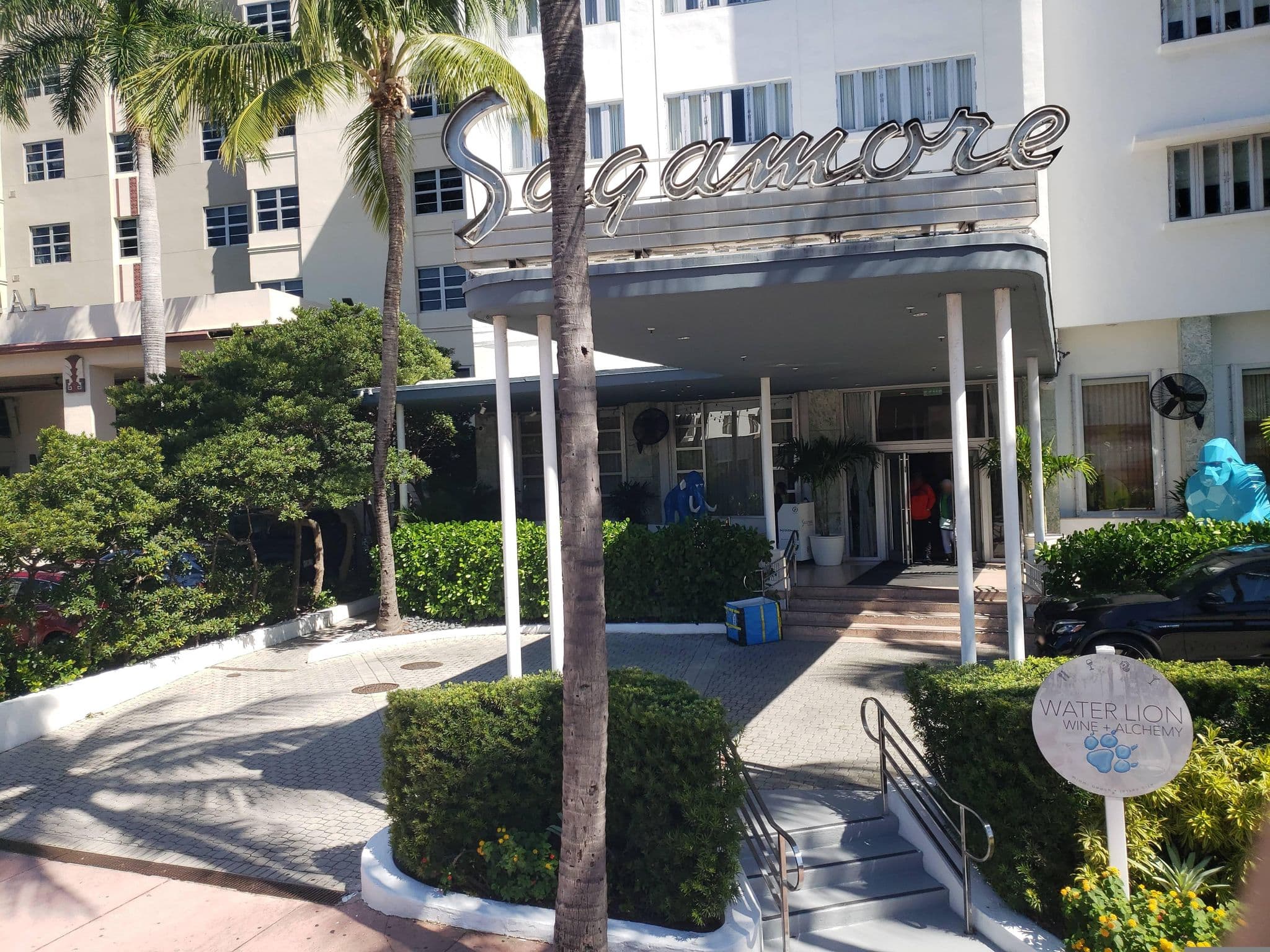 Street view near Blanche Elizabeth Hollingsworth Devereaux Crisis Center For Birthday Girls Who Are Aging Gracefully, Miami Beach — © mapfool (CC BY-SA · Mapillary)