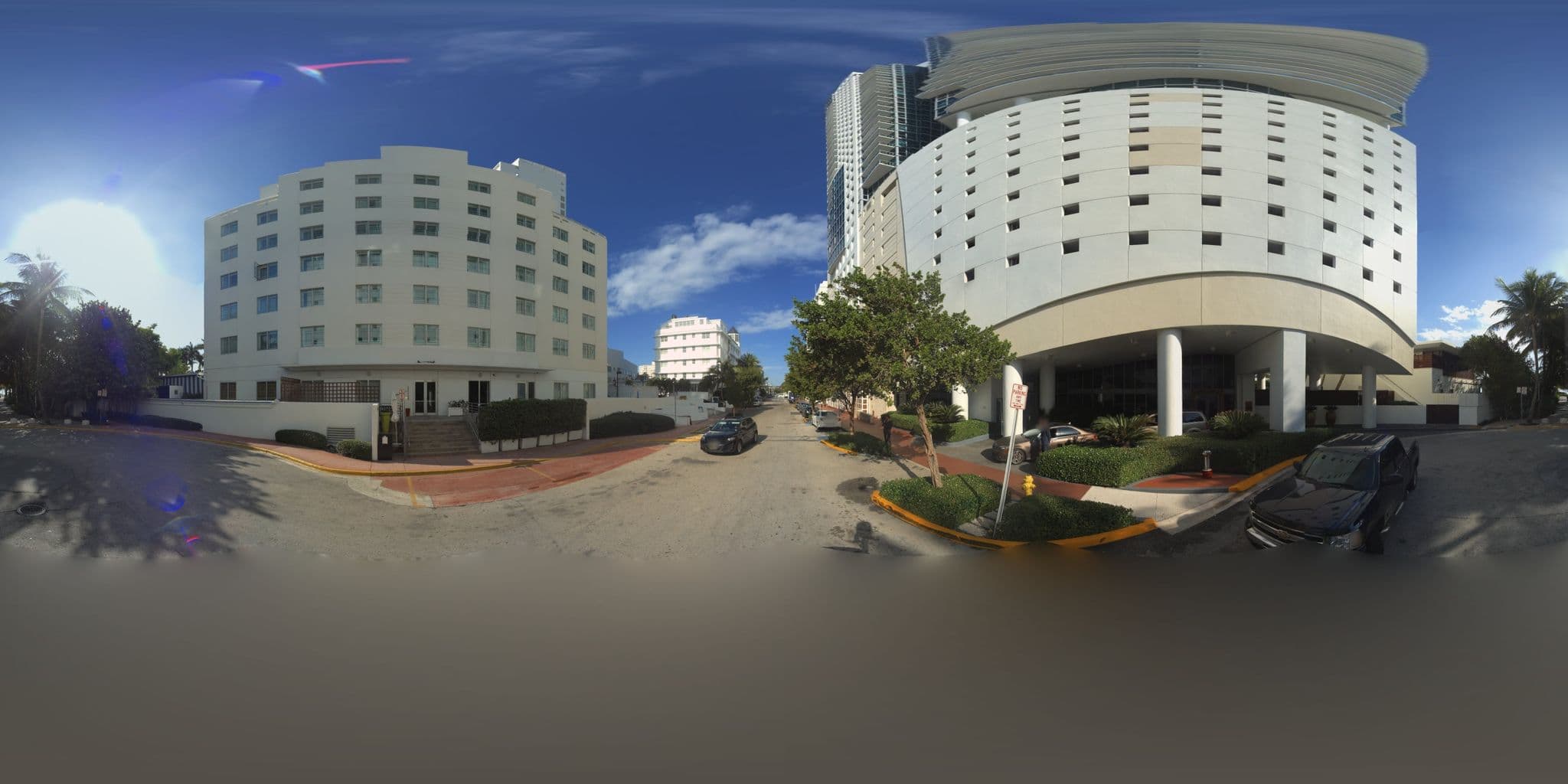 Street view near seagull hotel pool, Miami Beach — © microsoft (CC BY-SA · Mapillary)