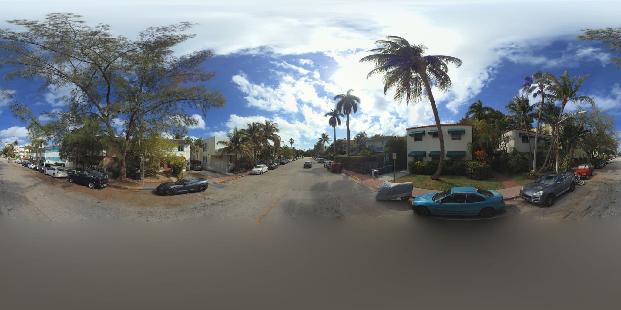 Street view near Royal Palm Beach, Miami Beach — © microsoft (CC BY-SA · Mapillary)
