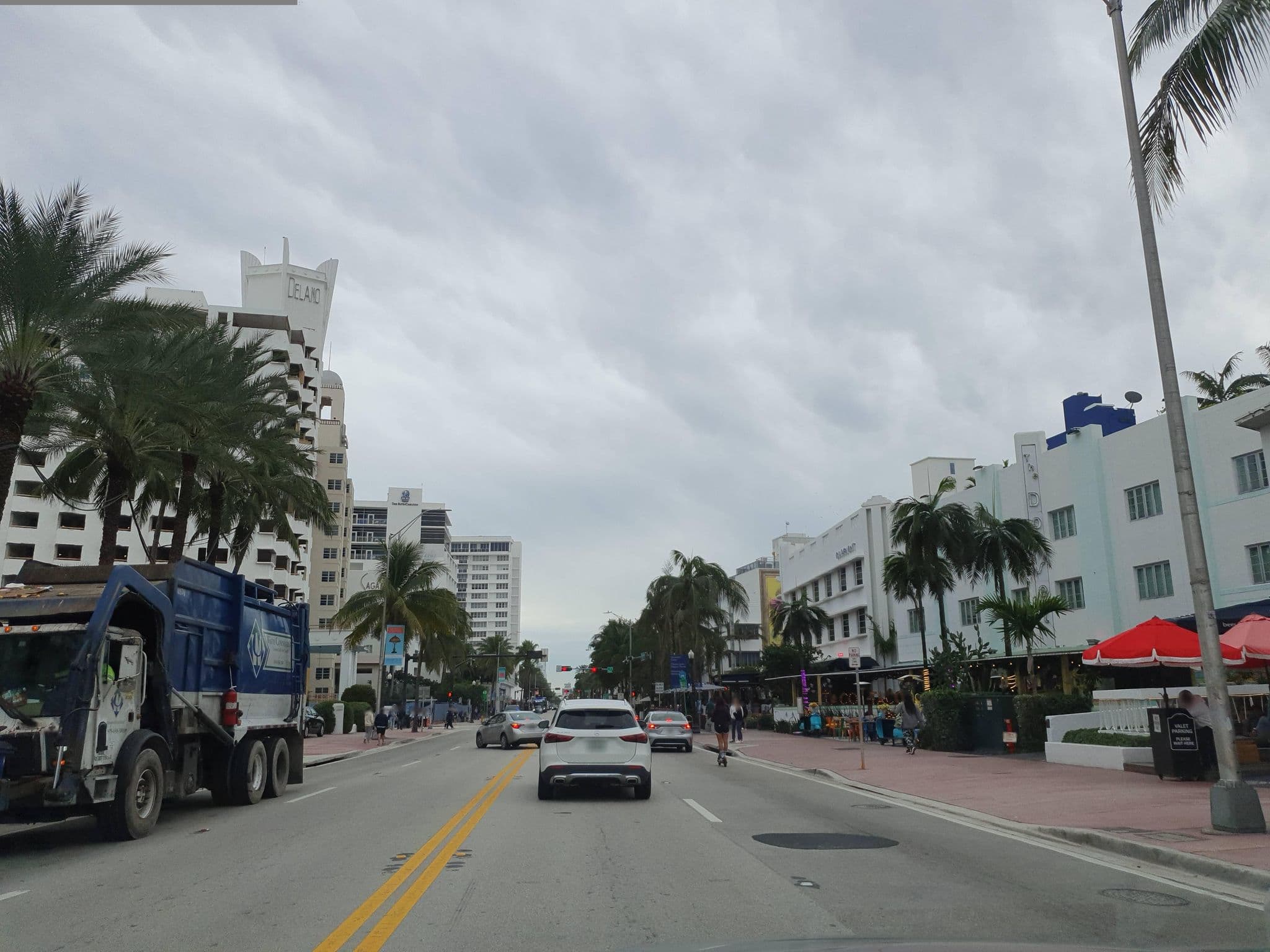 Street view near vitaminwater & globaile! party at marseilles pool, Miami Beach — © teddy73 (CC BY-SA · Mapillary)
