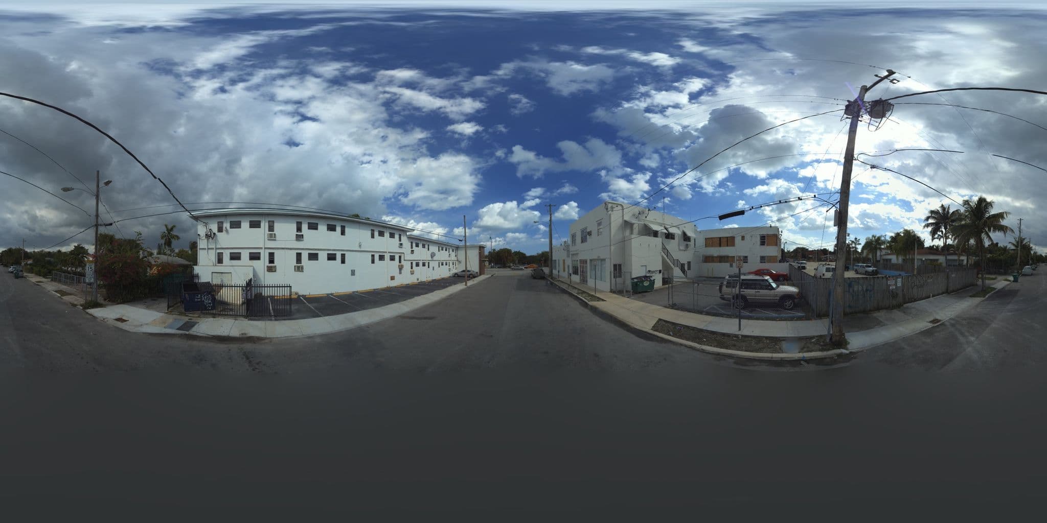Street view near Motel Blu, El Portal — © microsoft (CC BY-SA · Mapillary)