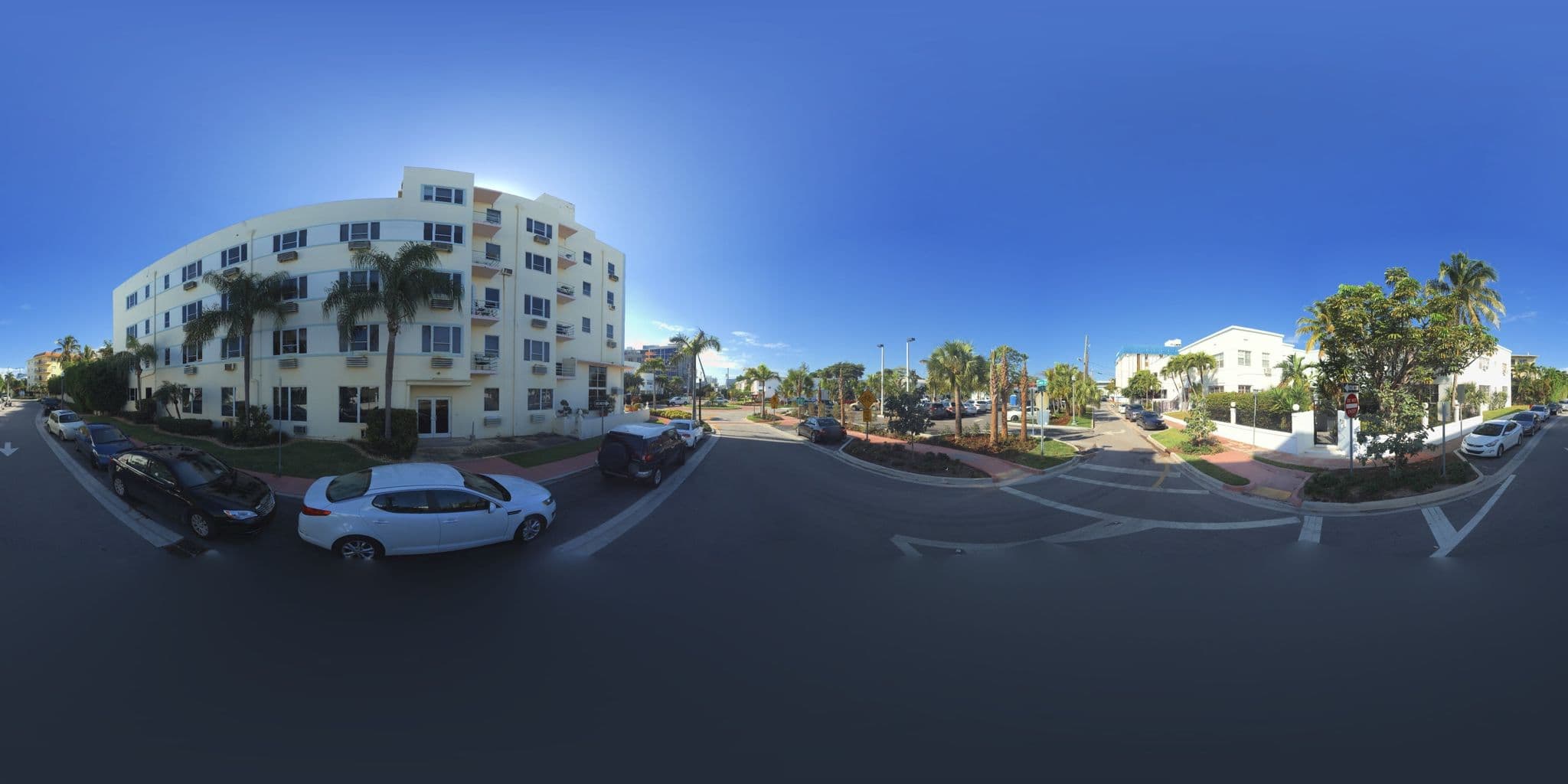 Street view near The Mantell Tower Hotel Miami Beach, Miami Beach — © microsoft (CC BY-SA · Mapillary)