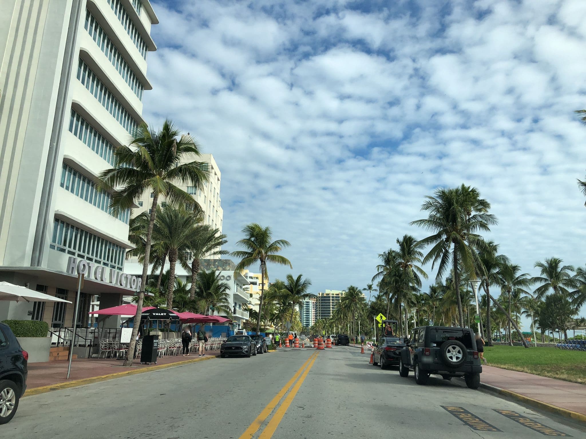 Street view near Break In Cuban Buffet Oscar Night, Miami Beach — © laye (CC BY-SA · Mapillary)