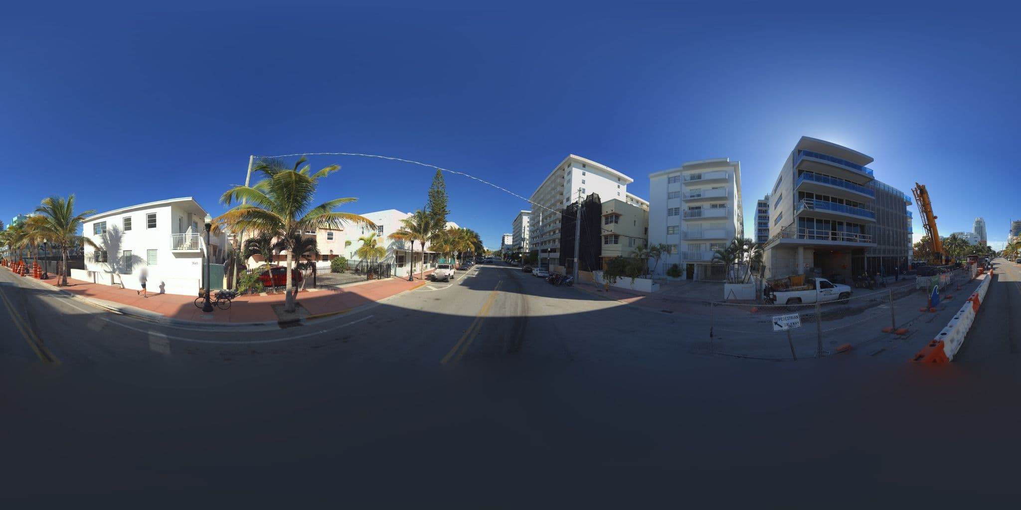Street view near Appartamento Ocean Drive at Miami South Beach, Miami Beach — © microsoft (CC BY-SA · Mapillary)