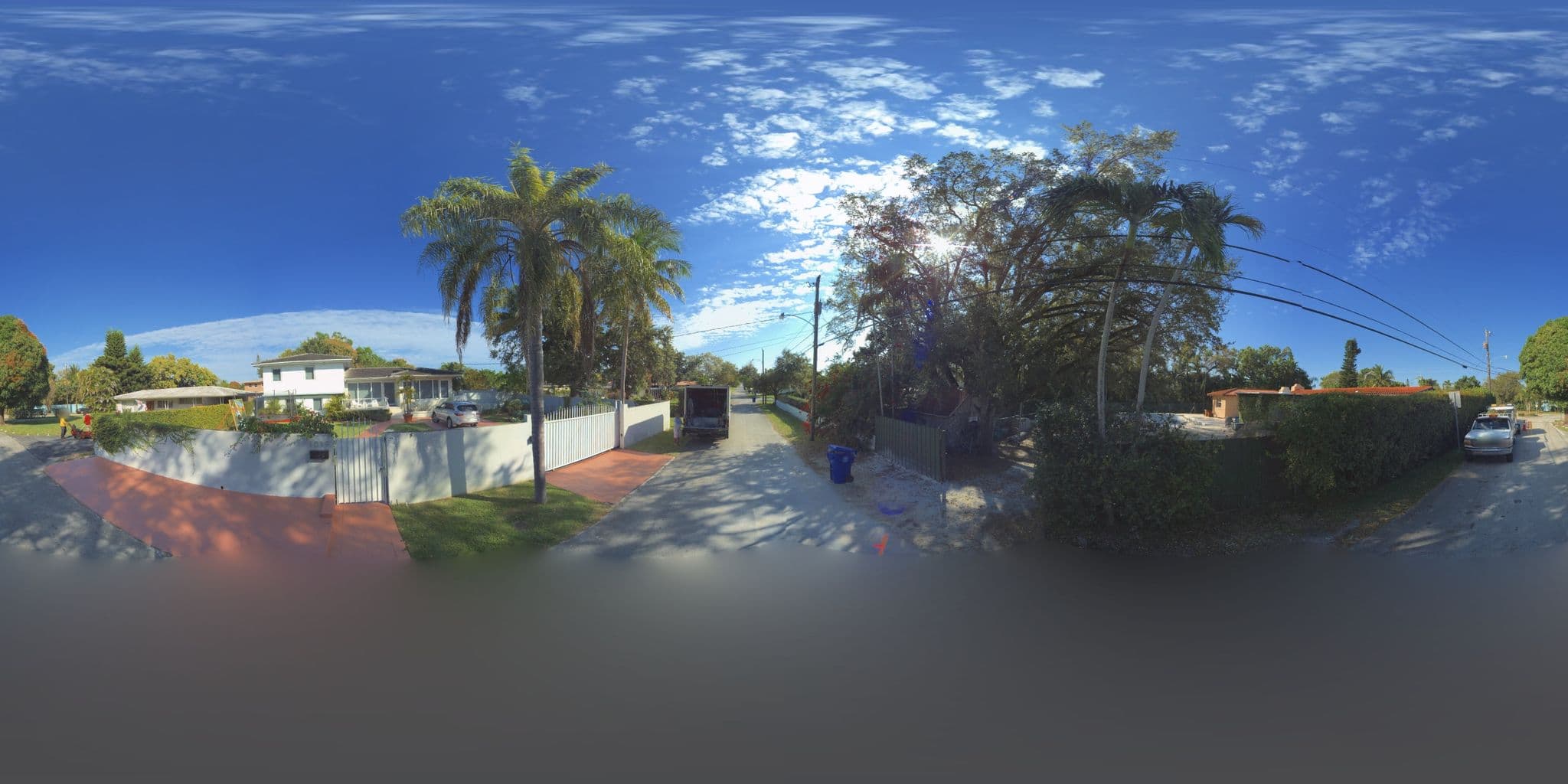 Street view near Jatina Group, El Portal — © microsoft (CC BY-SA · Mapillary)