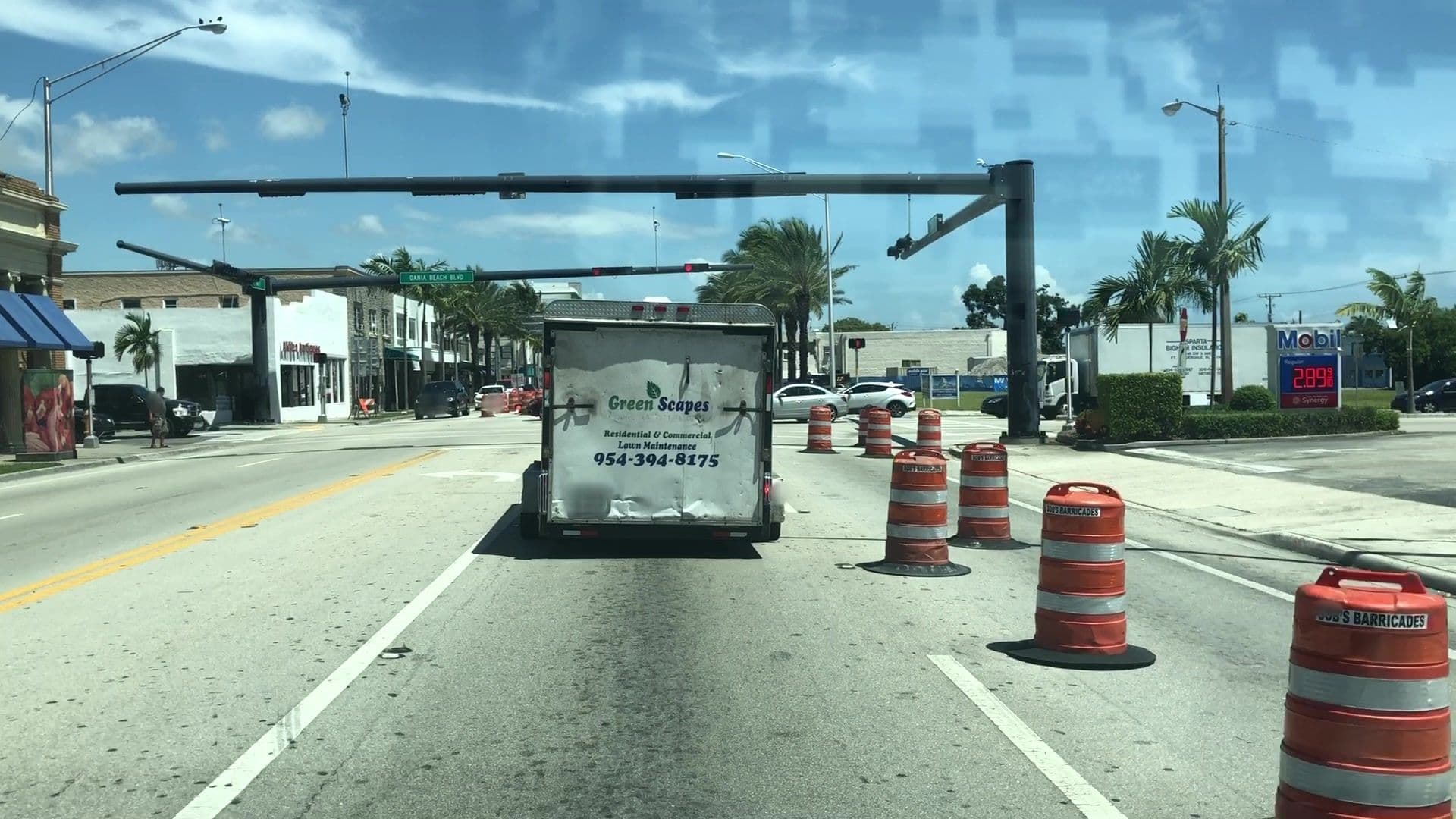 Street view near Hotel Morrison FLL Airport, an Ascend Hotel Collection Member, Dania Beach — © lvl5 (CC BY-SA · Mapillary)
