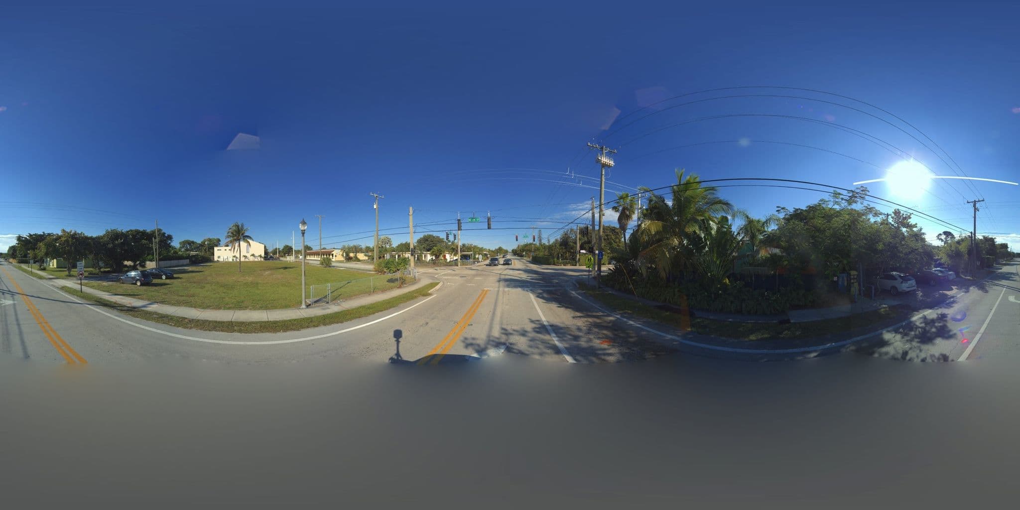 Street view near Aragon Inn, Wilton Manors — © microsoft (CC BY-SA · Mapillary)