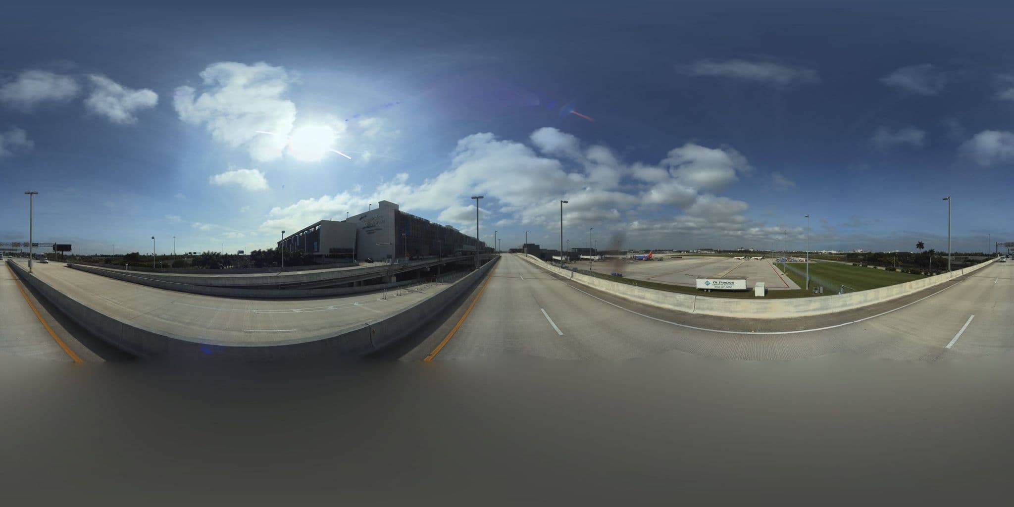 Street view near Crowne Plaza, Dania Beach — © microsoft (CC BY-SA · Mapillary)