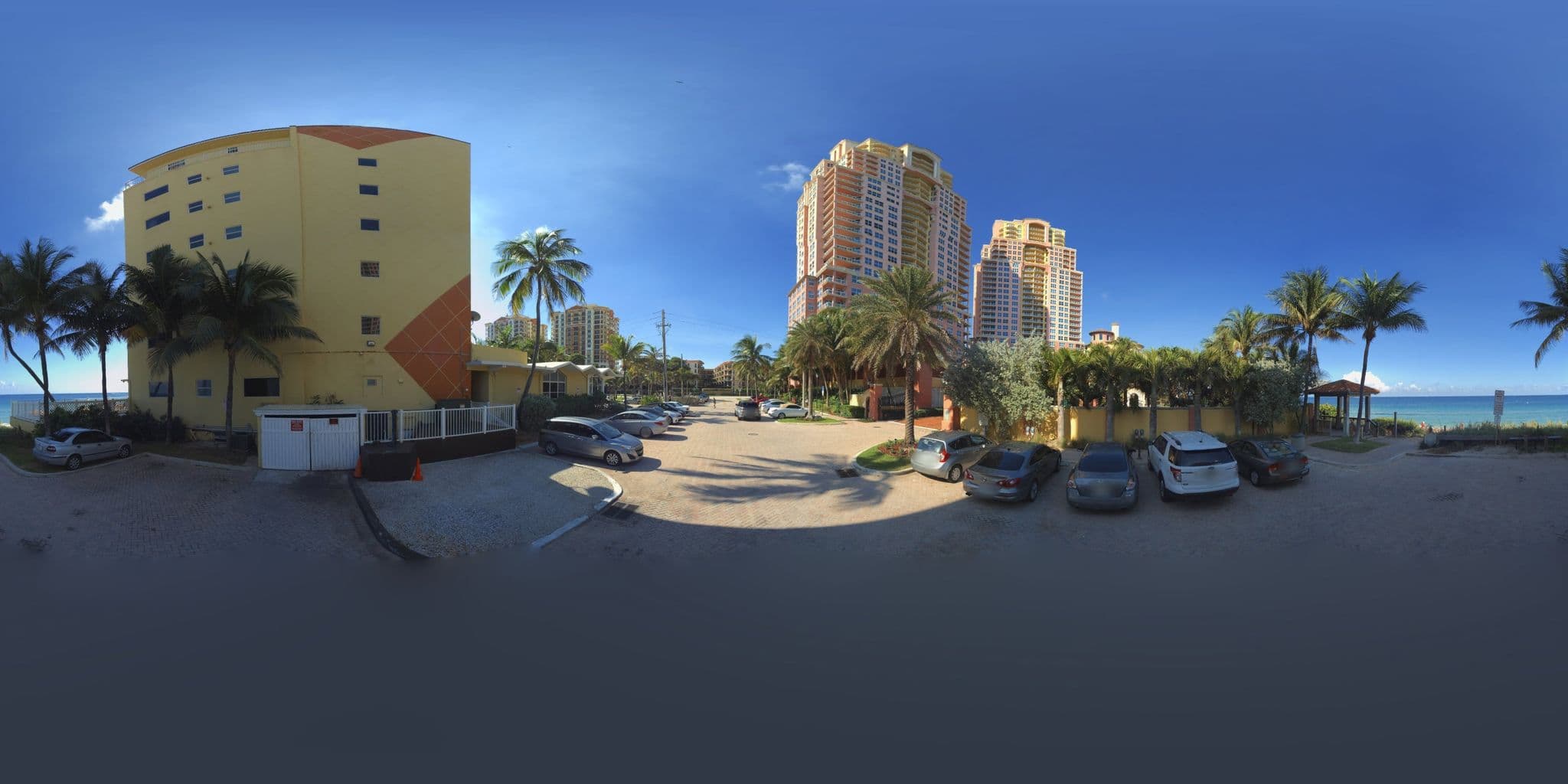 Street view near Sun towers Beach Resort, Sunrise — © microsoft (CC BY-SA · Mapillary)