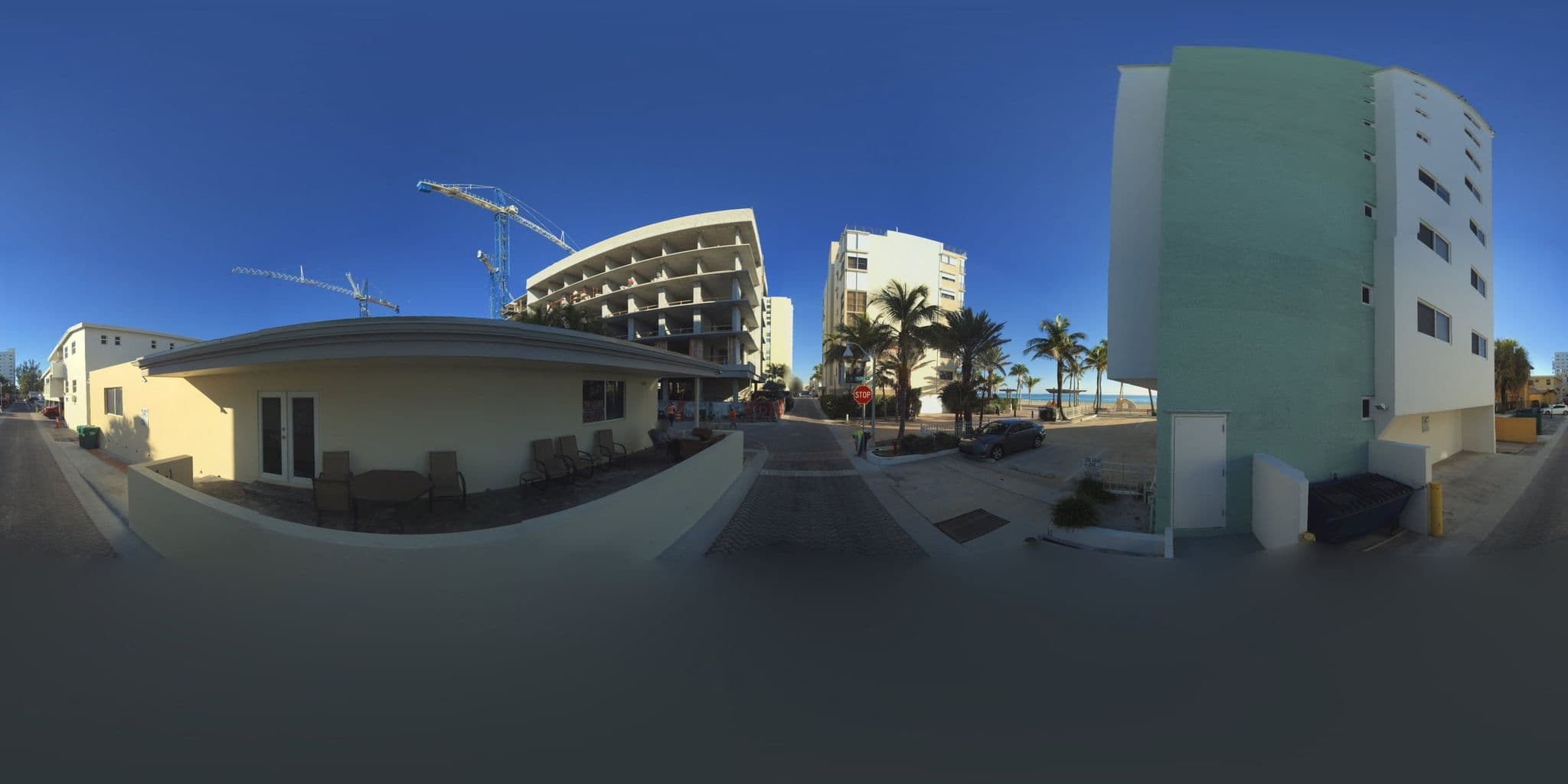 Street view near Hollywood Grande Hotel Resort, Dania Beach — © microsoft (CC BY-SA · Mapillary)