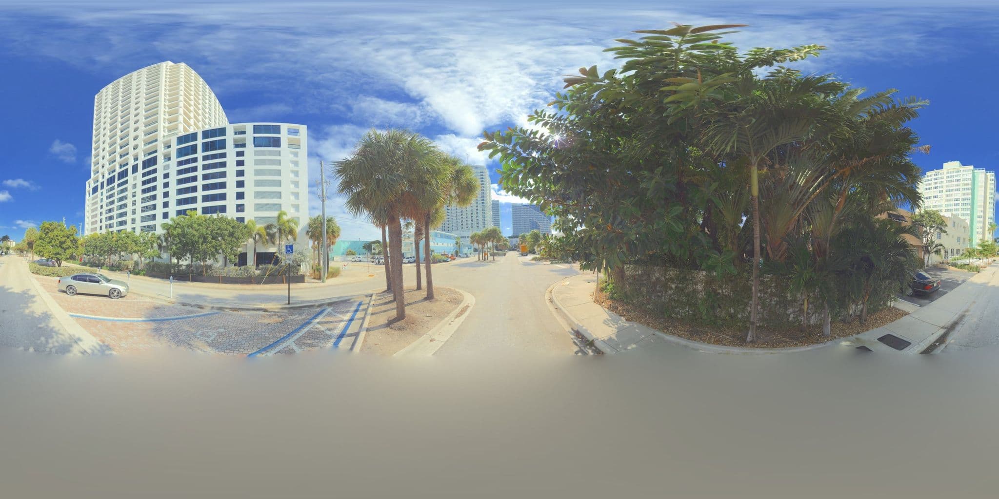Street view near Windamar Beach Resort, Sunrise — © microsoft (CC BY-SA · Mapillary)