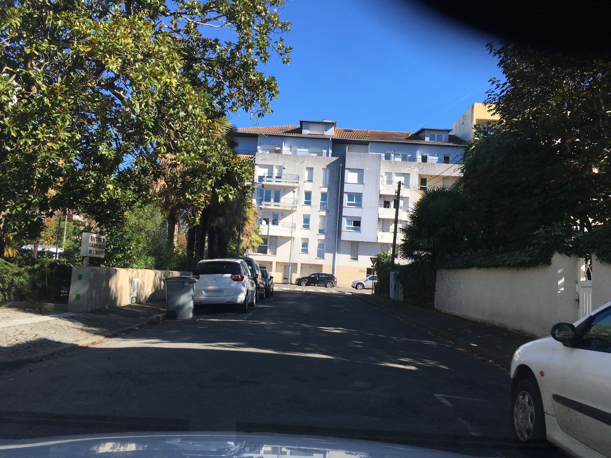 Street view near Villa Primrose, Pau — © mappy_sa (CC BY-SA · Mapillary)