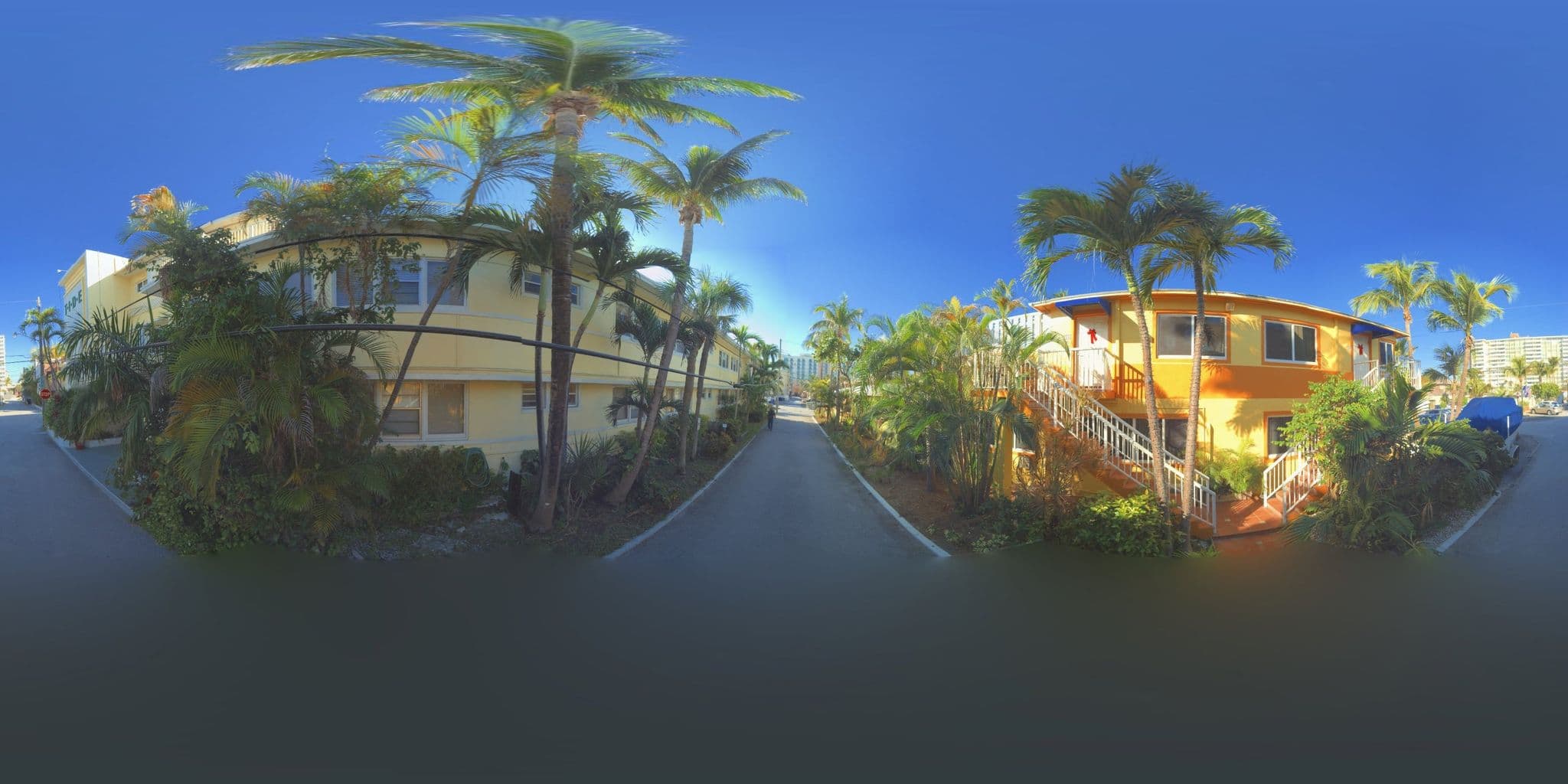 Street view near Tide Vacation Apartments Hollywood (Florida), Dania Beach — © microsoft (CC BY-SA · Mapillary)