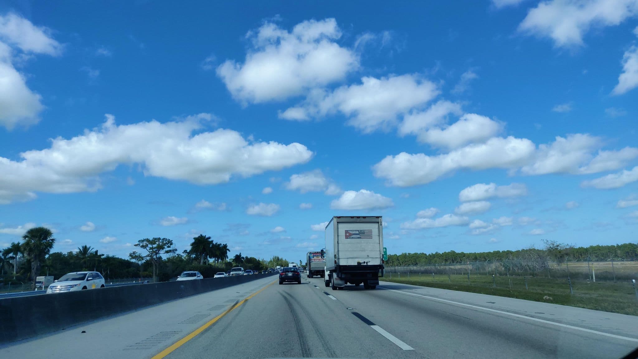 Street view near Buena Vida Paradise, Royal Palm Estates — © jlevente (CC BY-SA · Mapillary)