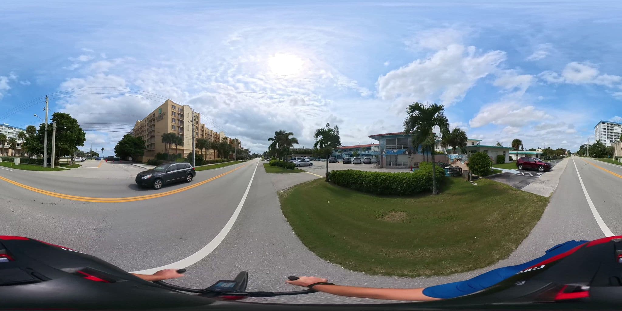Street view near Crystal Cay Motel, Hillsboro Beach — © SurveyingCyclist (CC BY-SA · Mapillary)
