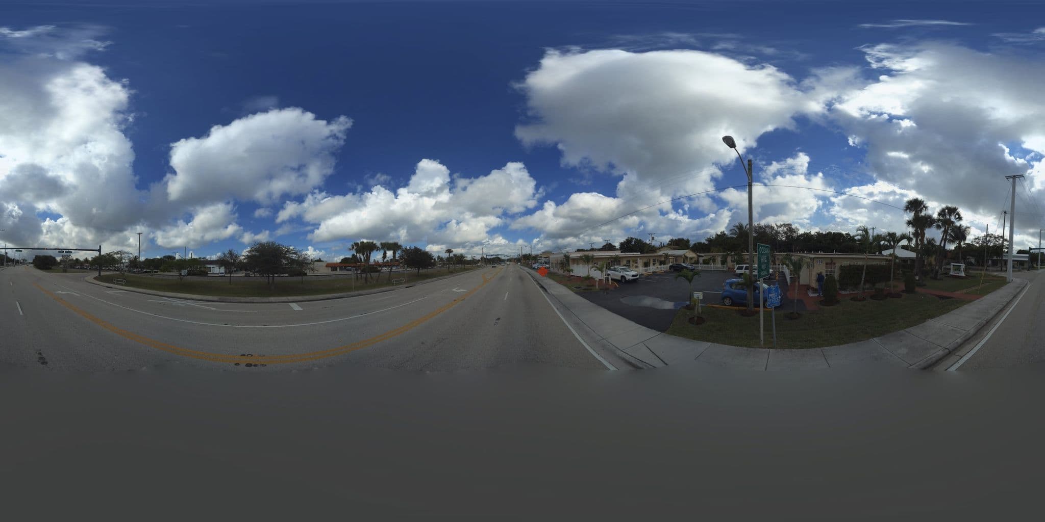 Street view near Barefoot Mailman Motel, Lantana — © microsoft (CC BY-SA · Mapillary)