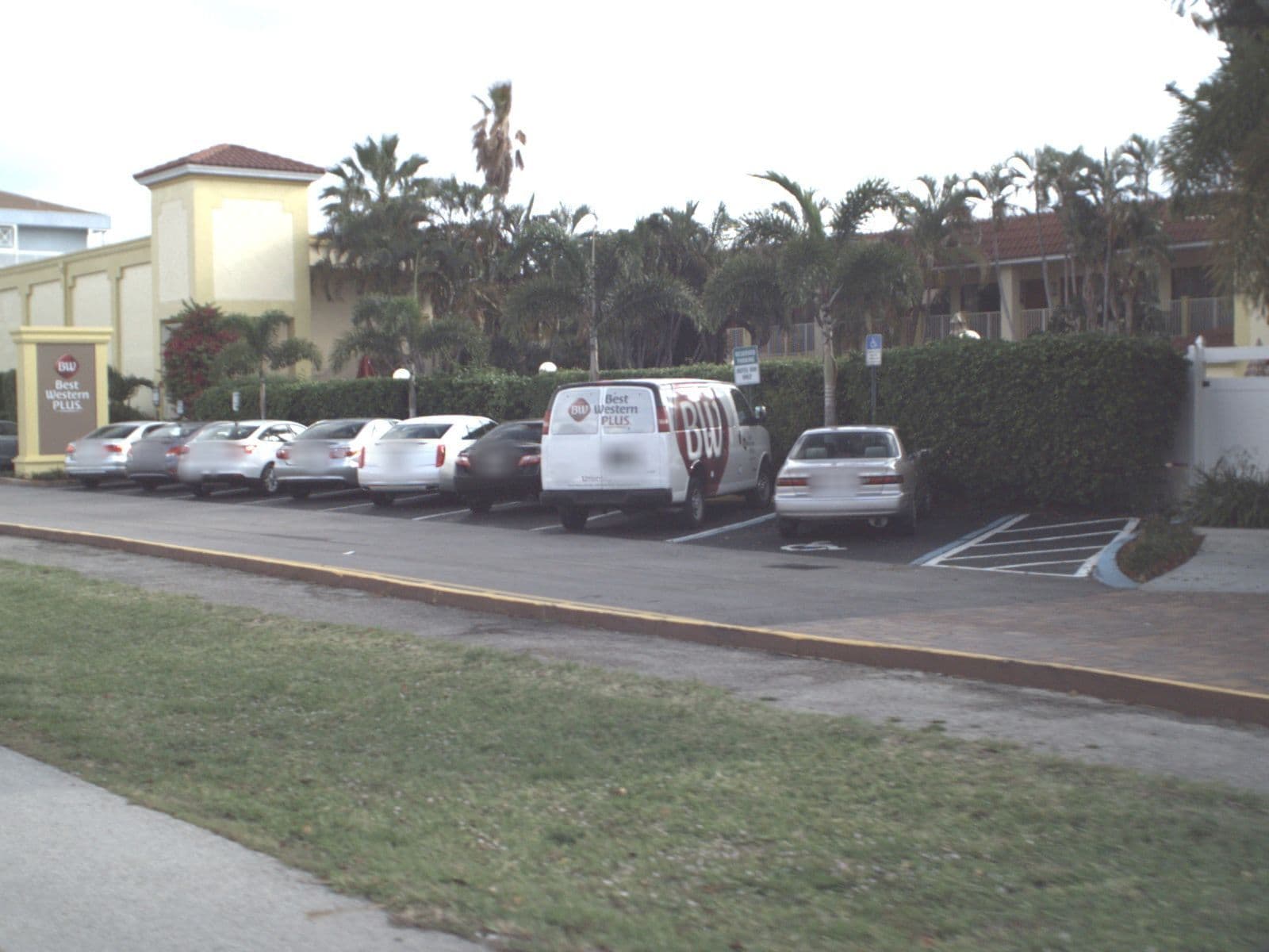 Street view near Best Western Plus, Boca Raton — © fdot_vl (CC BY-SA · Mapillary)