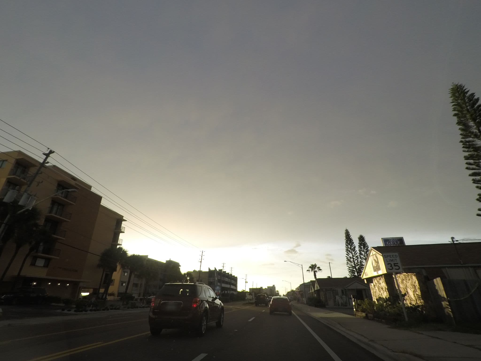 Street view near gulf garden resorts, Madeira Beach — © nfgusedautoparts (CC BY-SA · Mapillary)