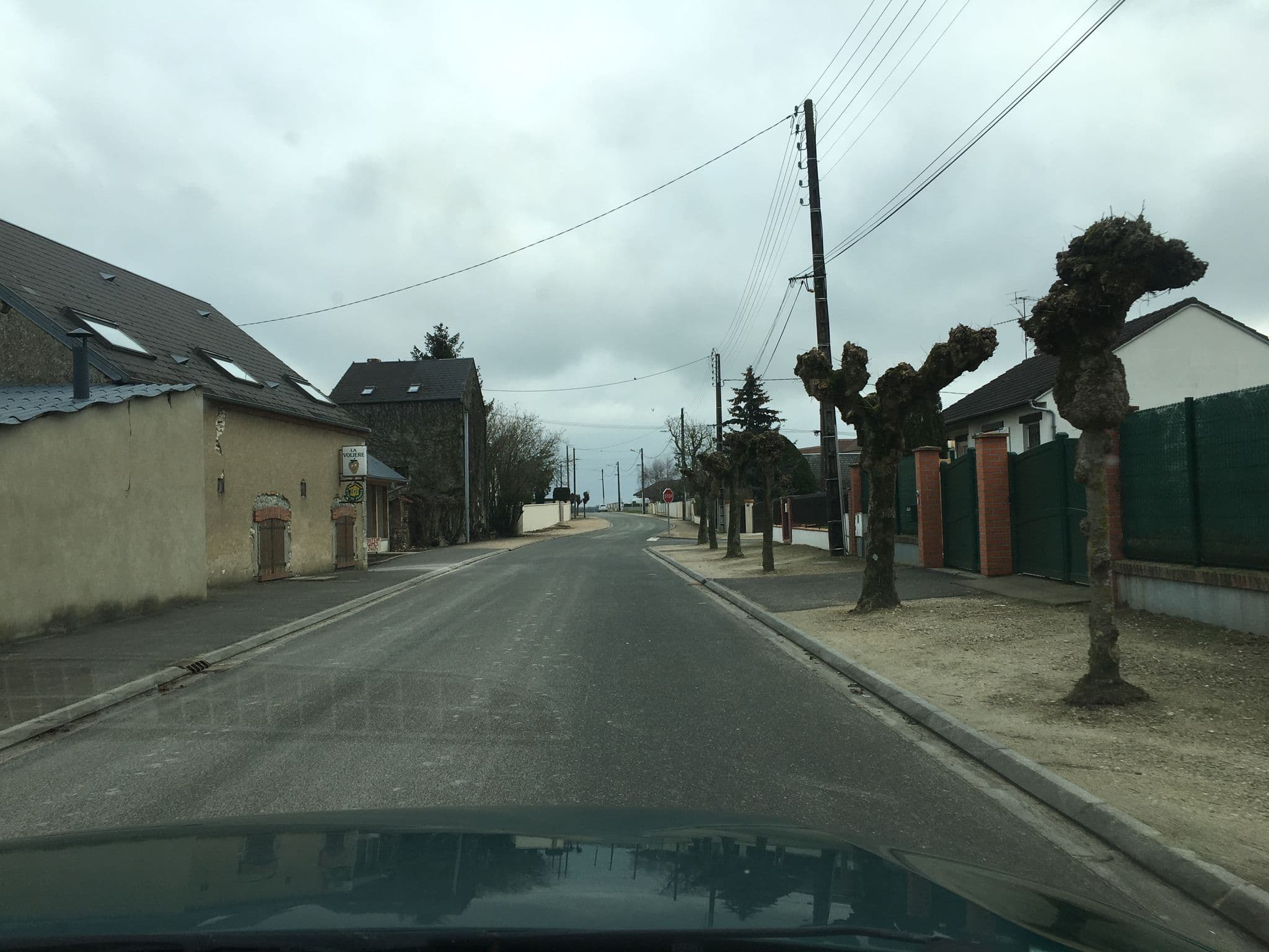 Street view near La Ferme de la Volière, Gidy — © df45 (CC BY-SA · Mapillary)
