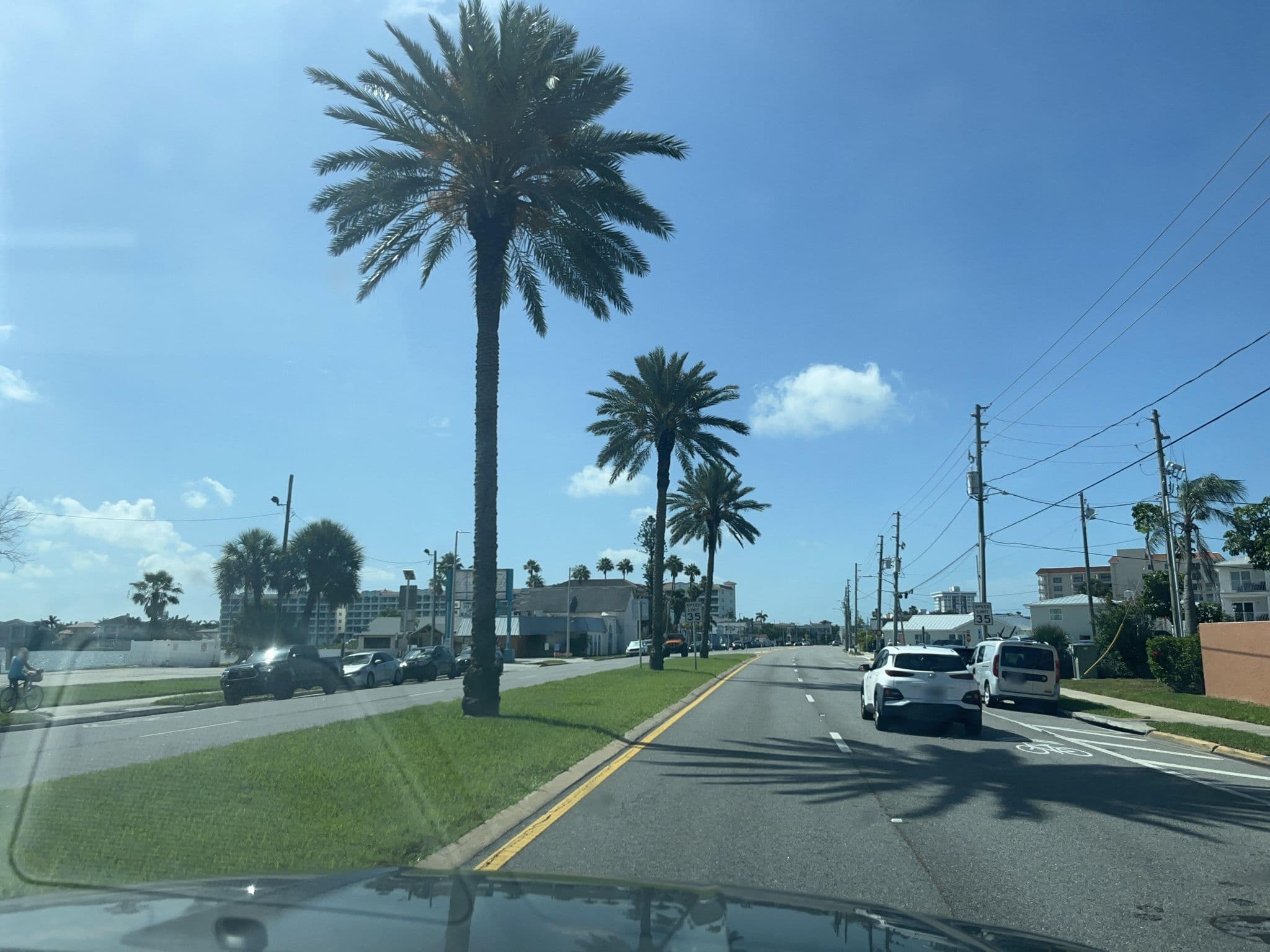 Street view near Clearwater Beach GO, Redington Shores — © DriveWithHoang (CC BY-SA · Mapillary)