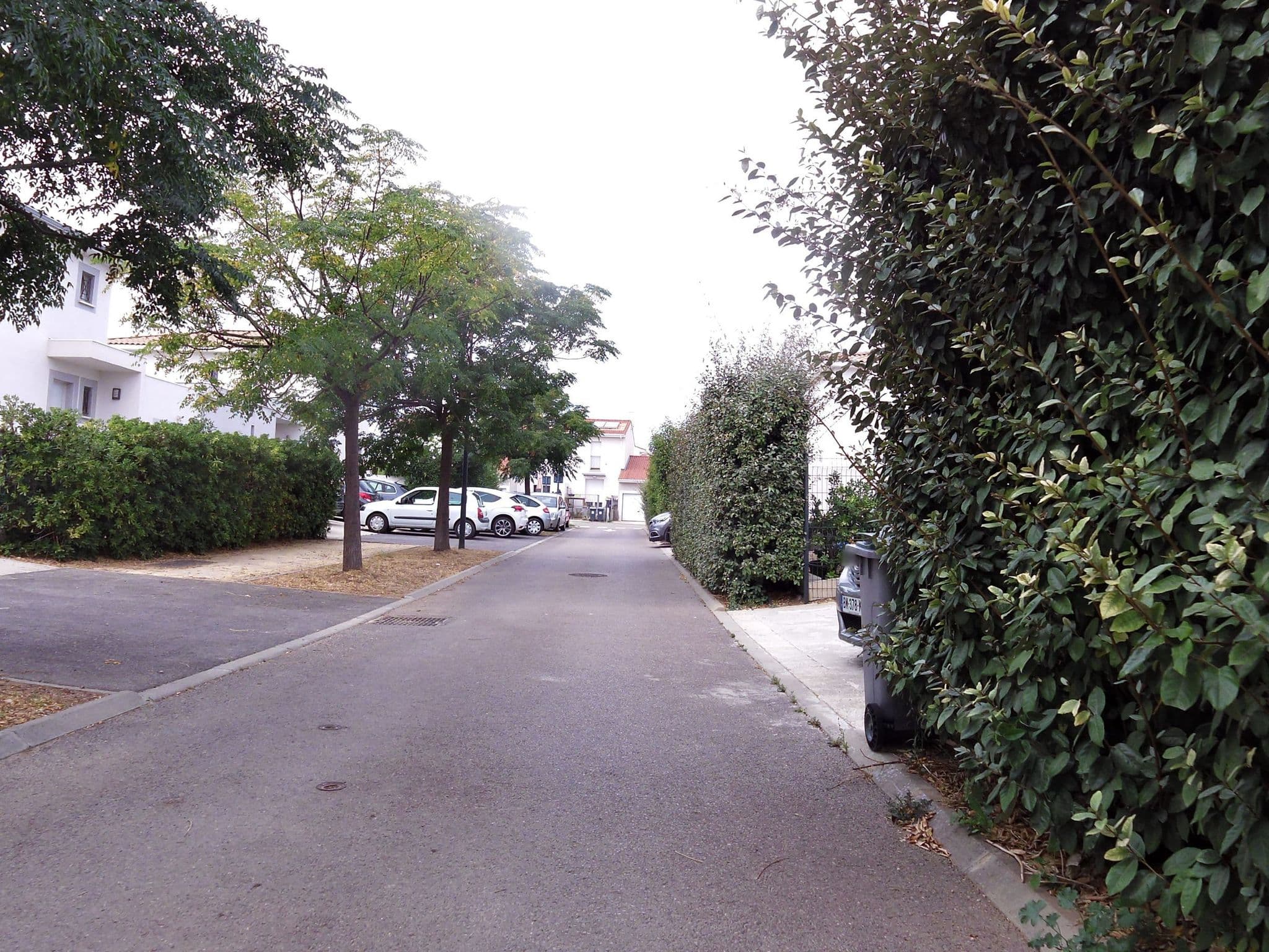 Street view near Villas en Camargue, Aimargues — © balooval (CC BY-SA · Mapillary)
