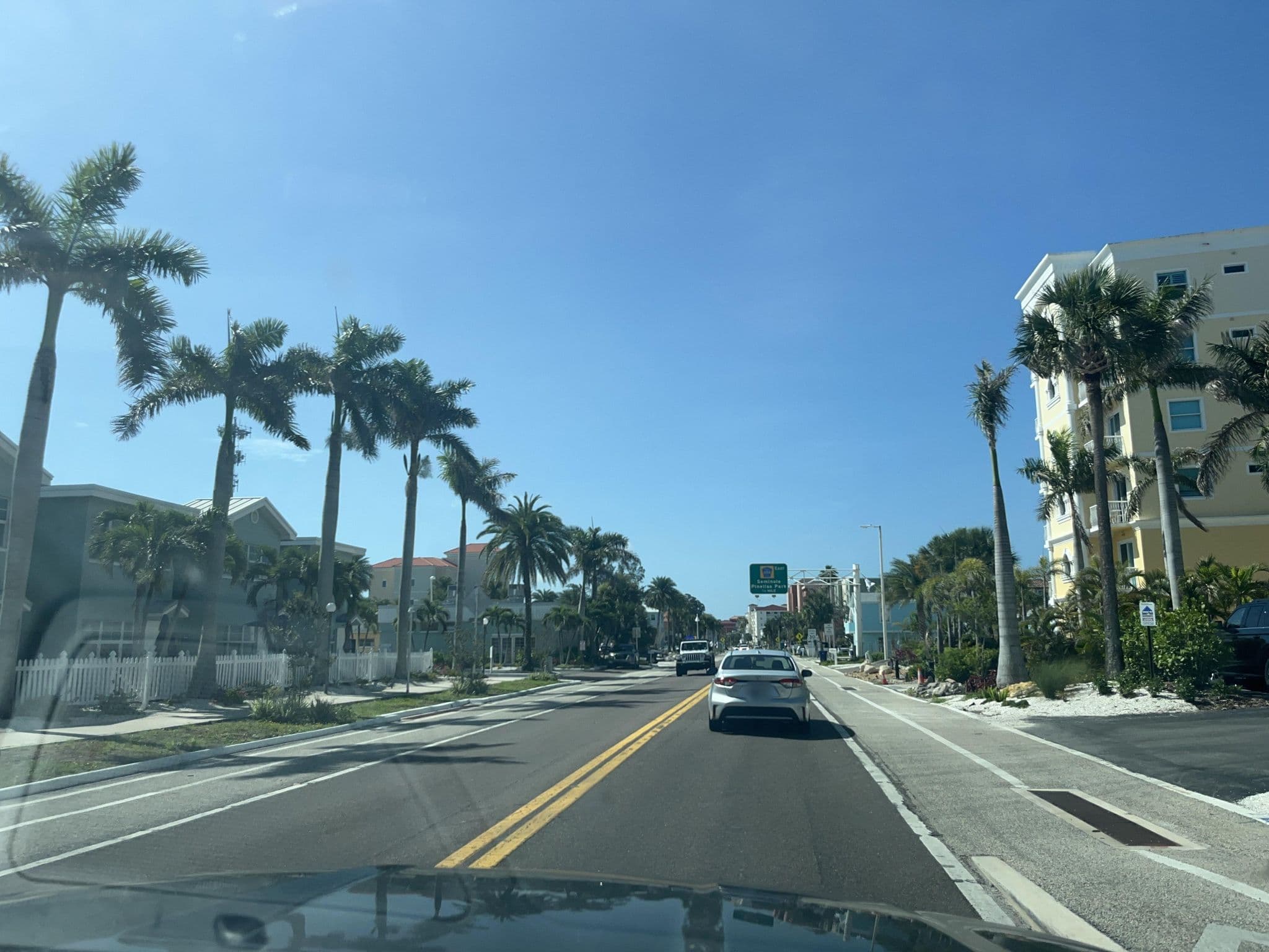 Street view near Indian Shores Sea Condo, Indian Shores — © DriveWithHoang (CC BY-SA · Mapillary)