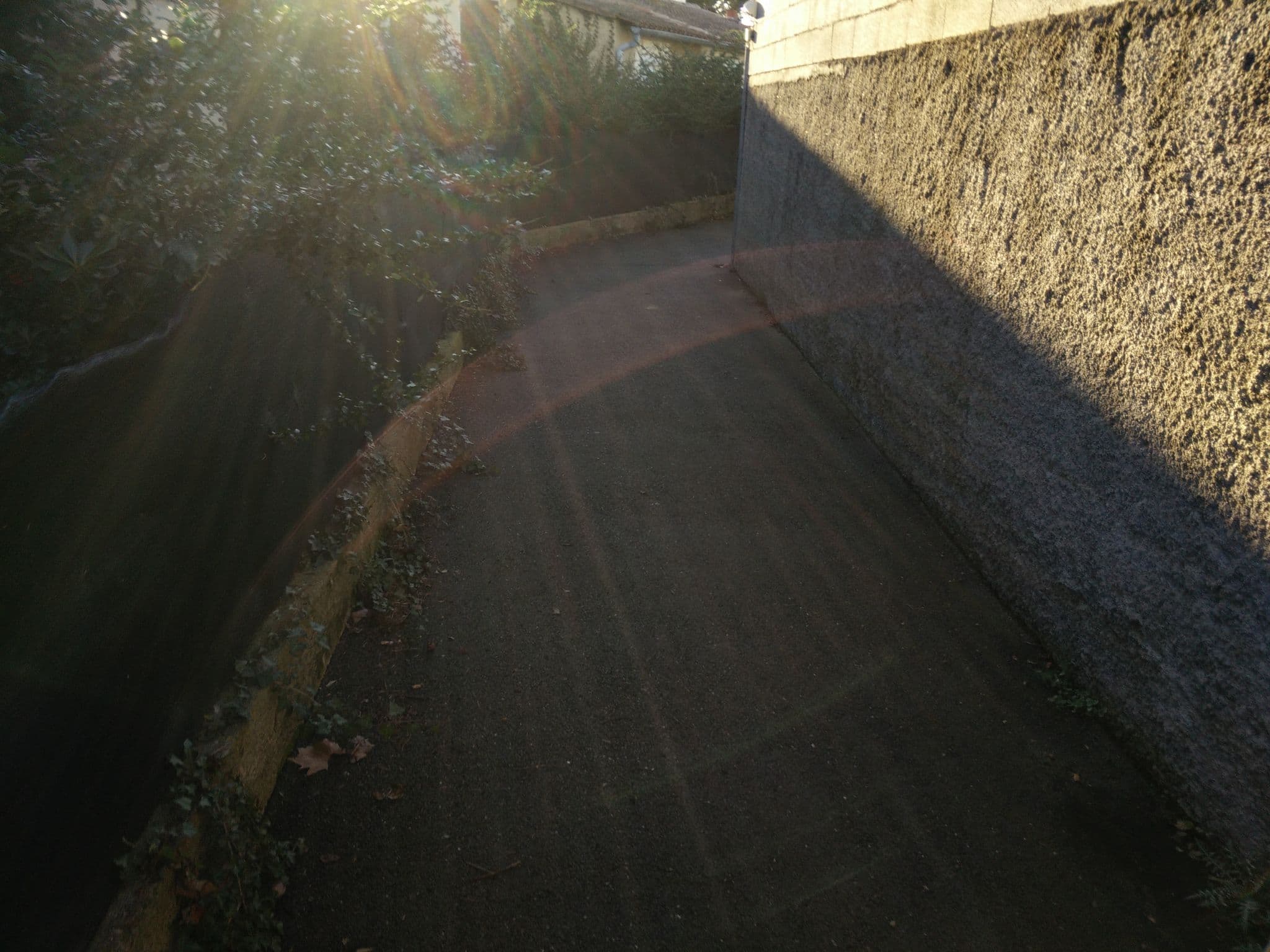 Street view near L'ideal, Aimargues — © balooval (CC BY-SA · Mapillary)