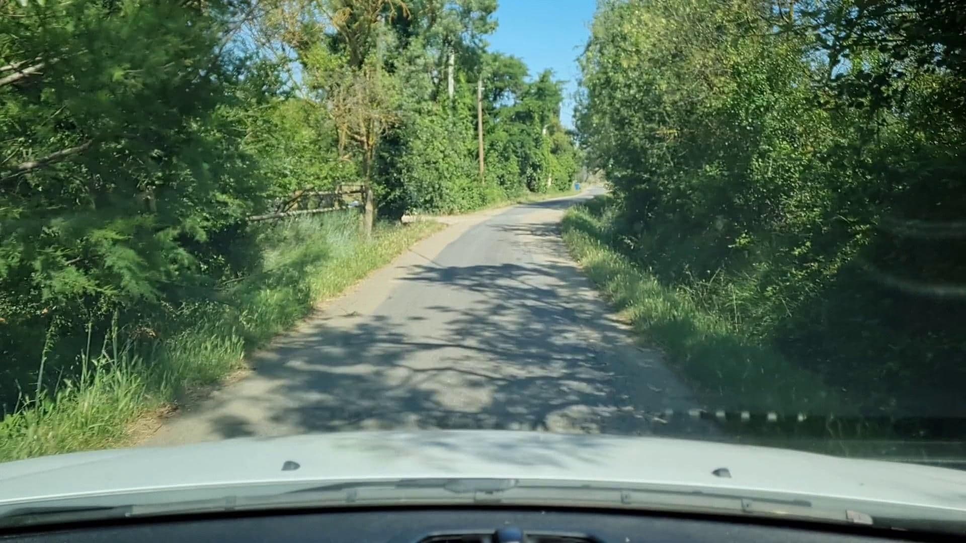 Street view near Le Mazet de Jean, Le Cailar — © si3p0 (CC BY-SA · Mapillary)