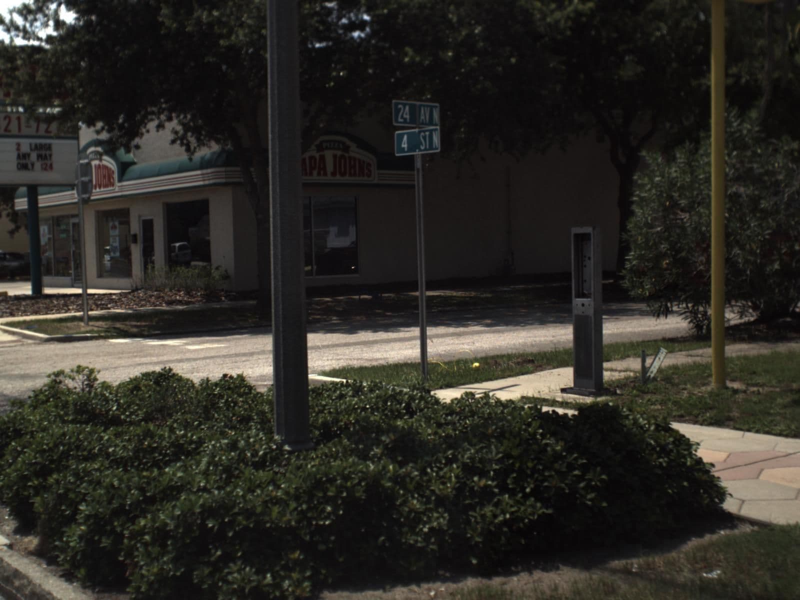 Street view near The Holiday Motel, St. Petersburg — © fdot_vl (CC BY-SA · Mapillary)