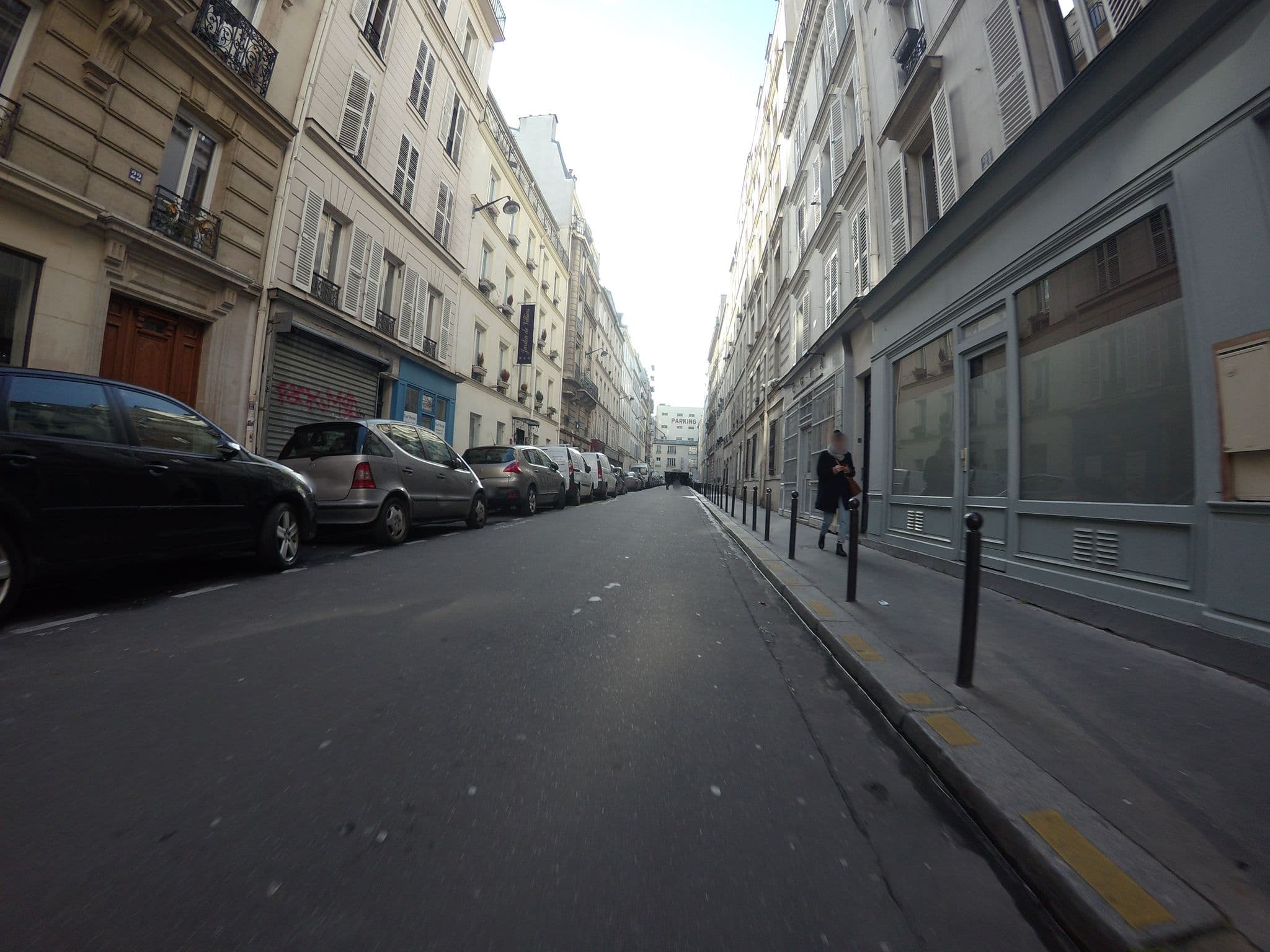 Street view near Jardin de Villiers, Paris 17 Batignolles-Monceau — © laurentlouf (CC BY-SA · Mapillary)
